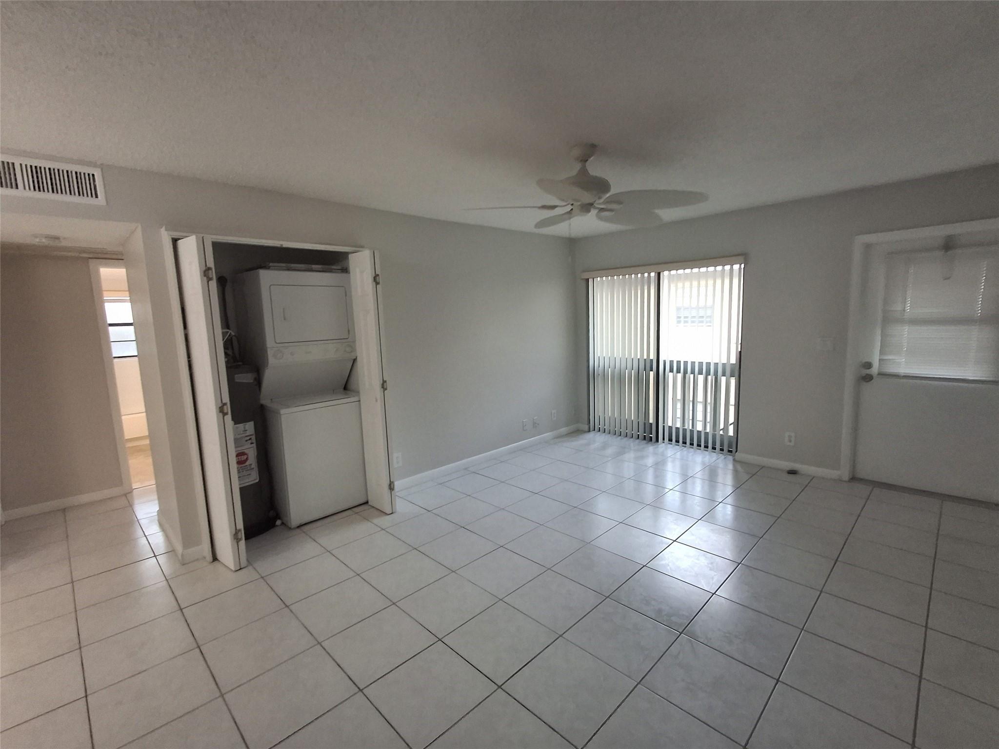 2611 Riverside Drive 7, Coral Springs, FL 33065