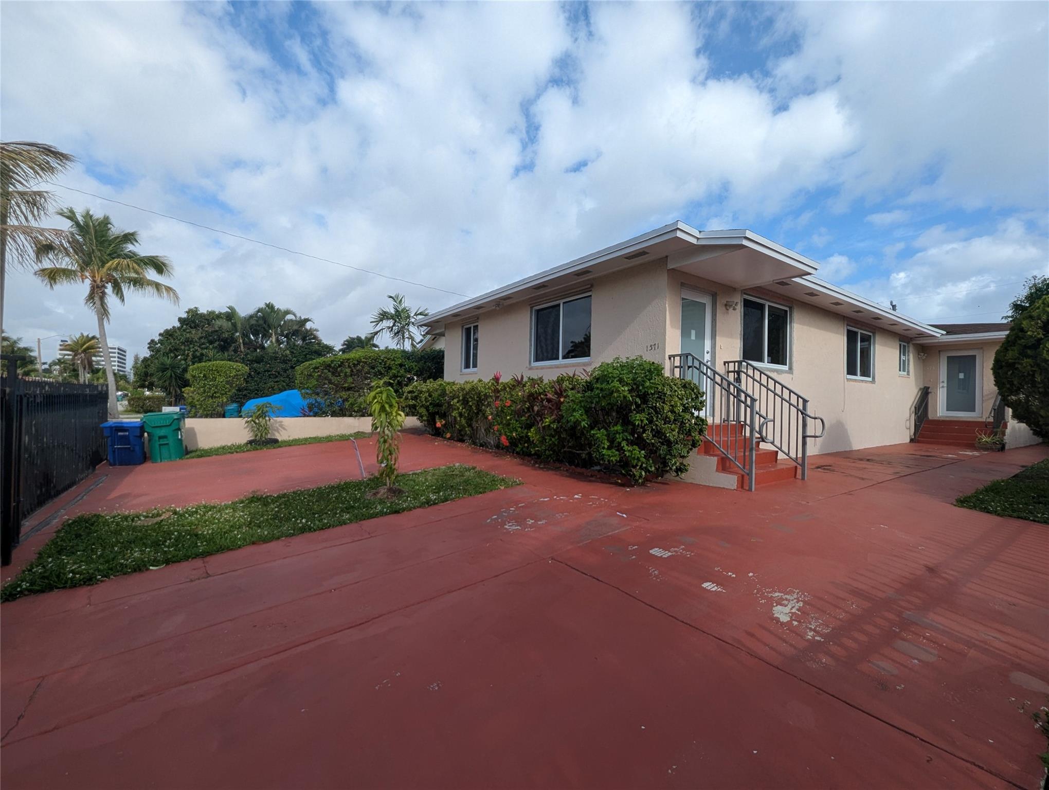 Photo for 1571 NE 109th Street, Miami, FL 33161 - Listing #FX-10497270 1571 NE 109th Street, Miami, FL 33161