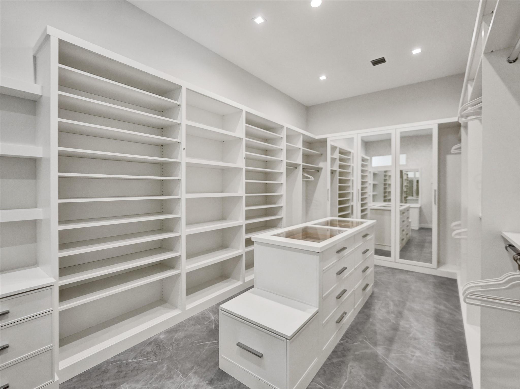 7 Seneca Road, Sea Ranch Lakes, FL 33308