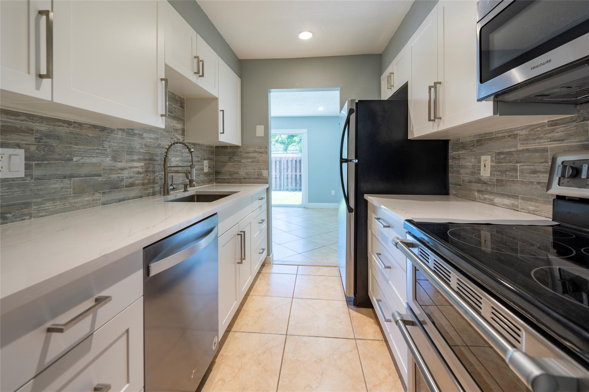 10717 La Placida Drive 1-3, Coral Springs, FL 33065