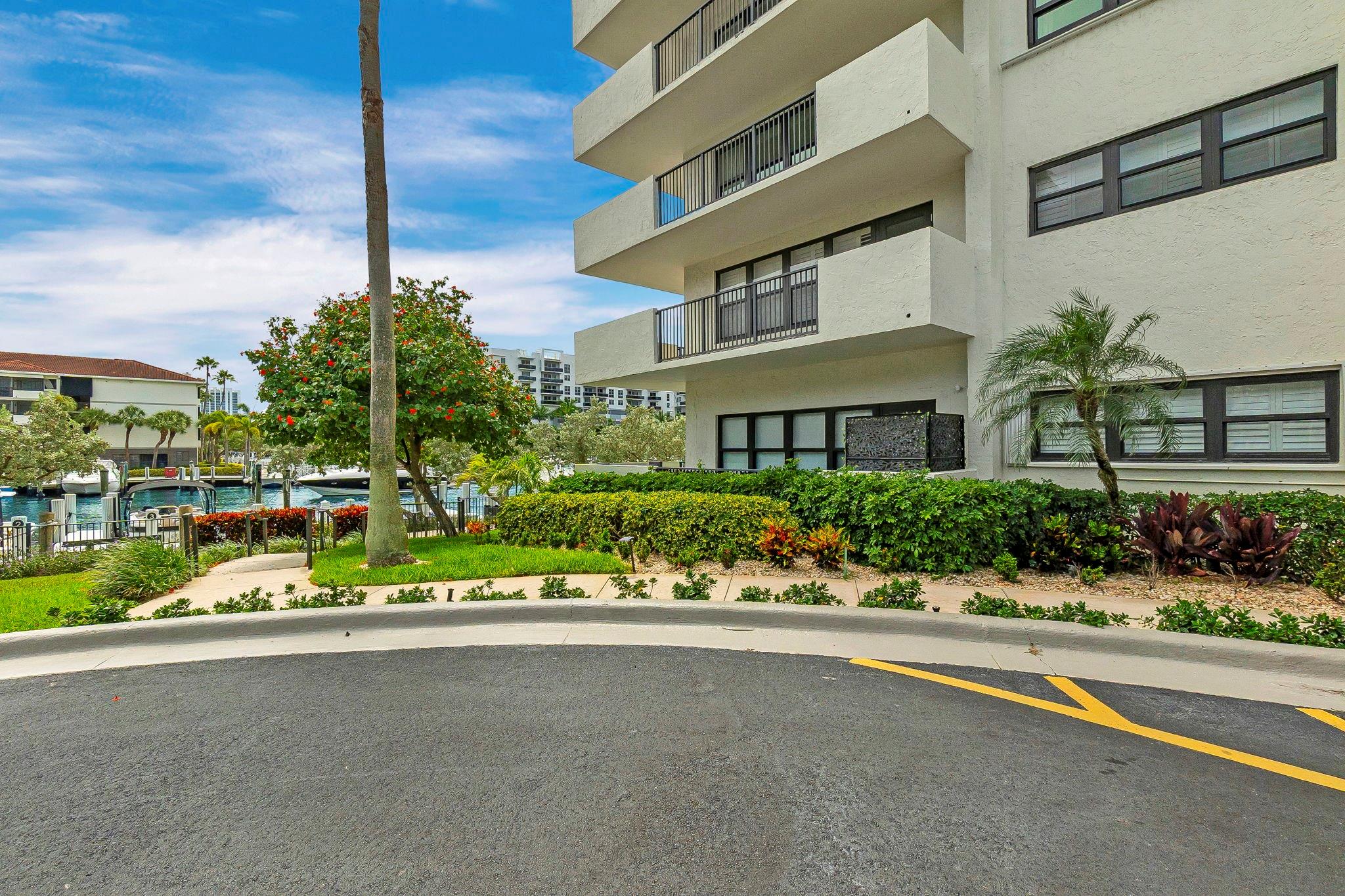 Photo for 3200 Port Royale Drive N, 112, Fort Lauderdale, FL 33308 - Listing #FX-10519629 3200 Port Royale Drive N, 112, Fort Lauderdale, FL 33308