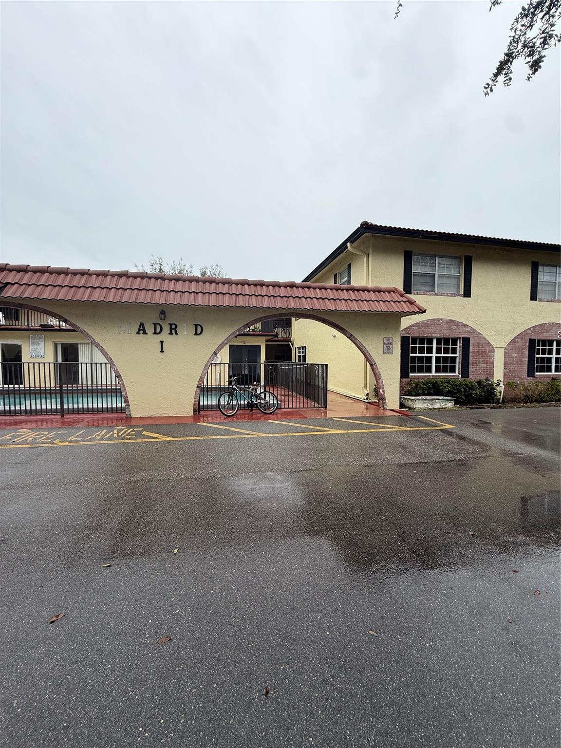 Photo for 10701 Royal Palm Boulevard 5, Coral Springs, FL 33065 - Listing #FX-10550601 10701 Royal Palm Boulevard 5, Coral Springs, FL 33065