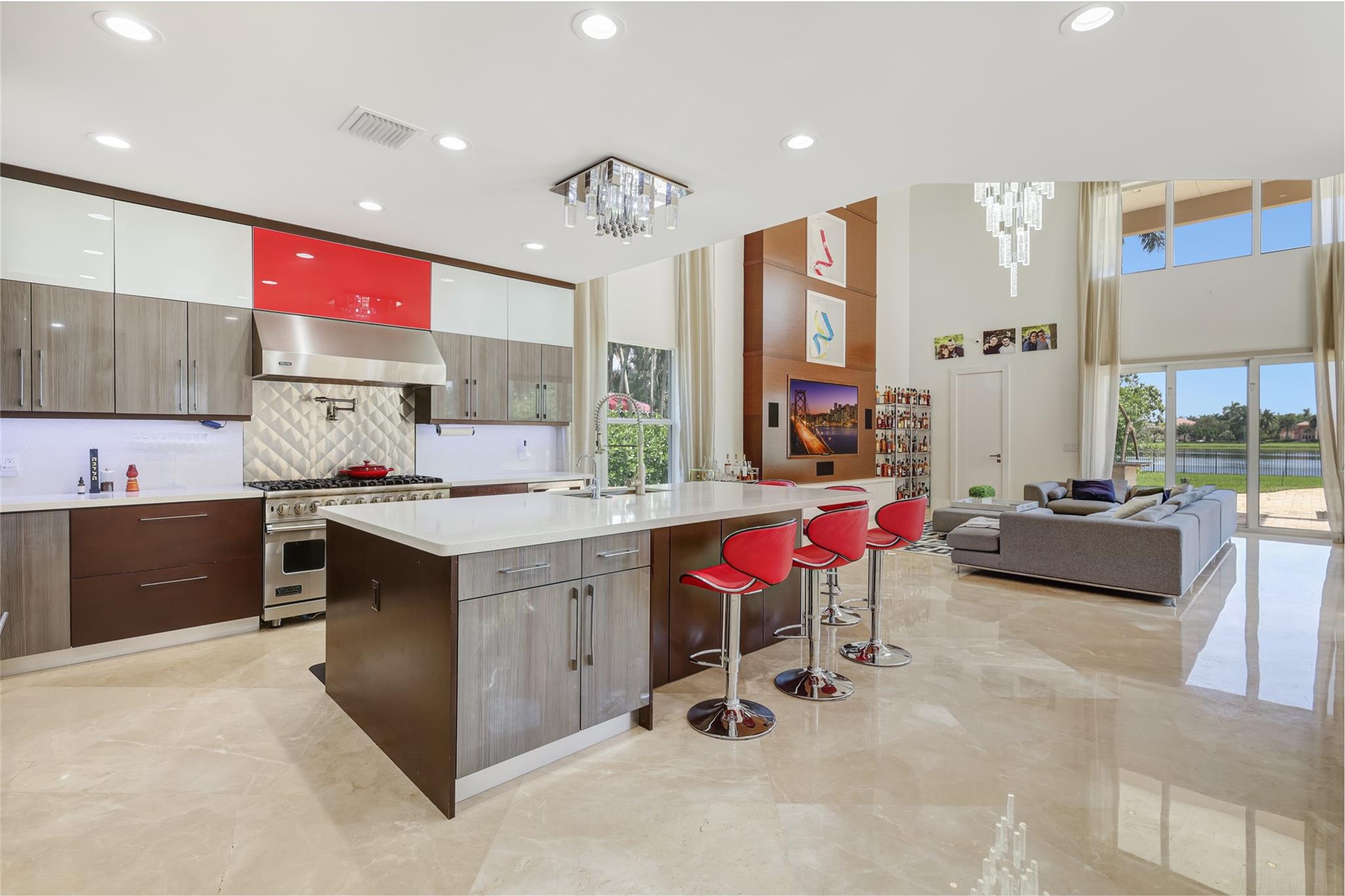 Photo for 10792 Pine Lodge Trail, Davie, FL 33328 - Listing #FX-10511577 10792 Pine Lodge Trail, Davie, FL 33328