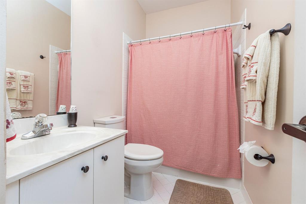 Photo for 1104 Hidden Valley Way, Weston, FL 33327 - Listing #FX-10435153 1104 Hidden Valley Way, Weston, FL 33327