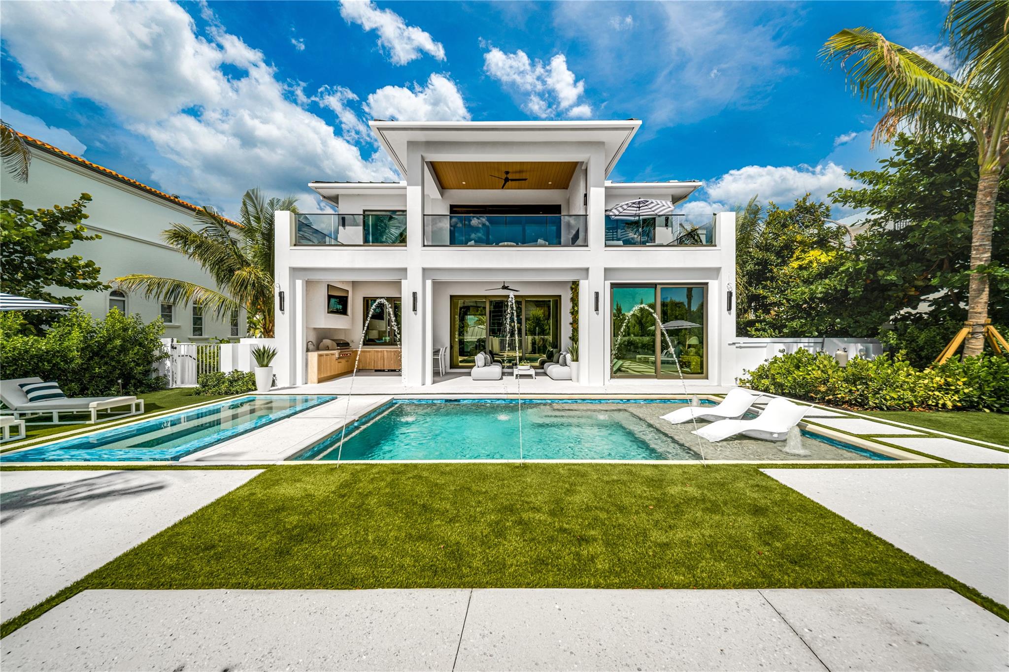 6107 N Ocean Boulevard, Ocean Ridge, FL 33435