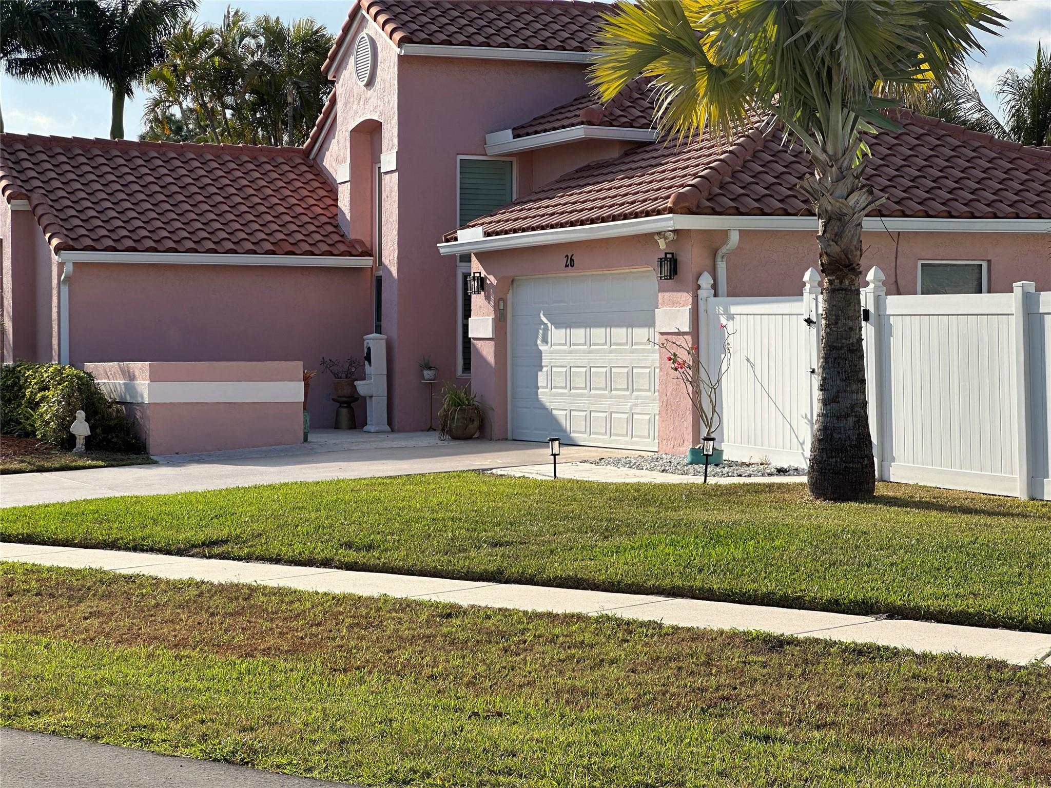 26 Dogwood Circle, Boynton Beach, FL 33436