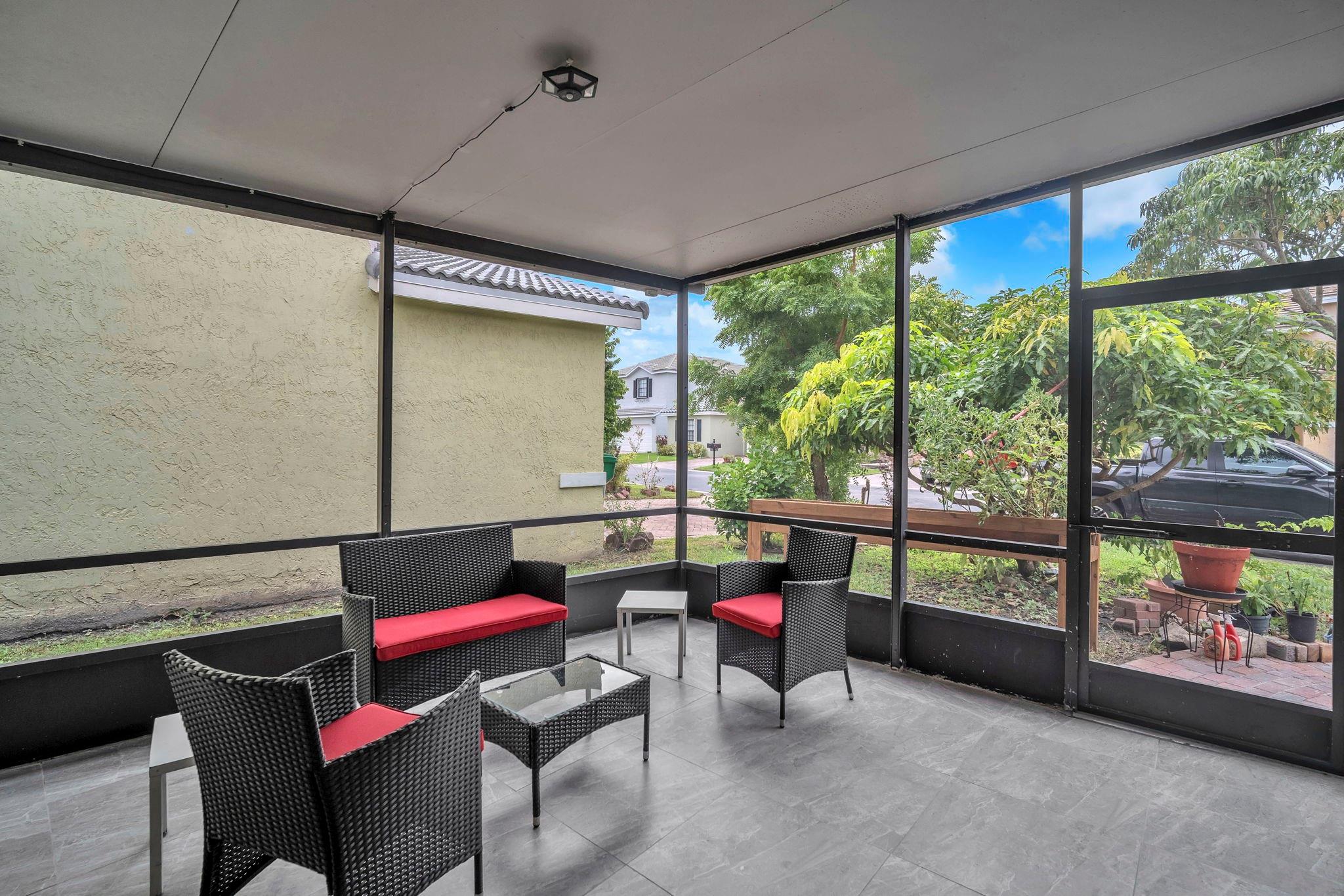 3471 NW 112th Avenue, Coral Springs, FL 33065