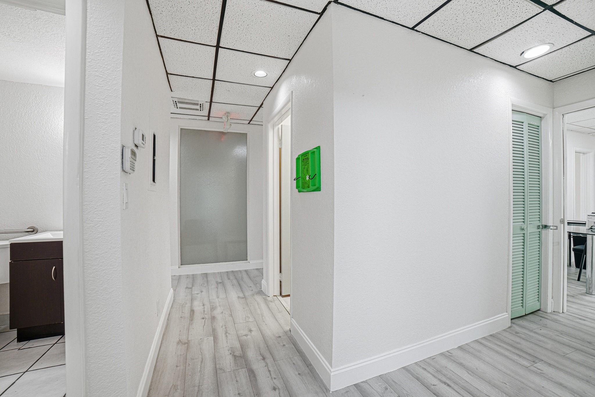 2929 N University Drive, Coral Springs, FL 33065