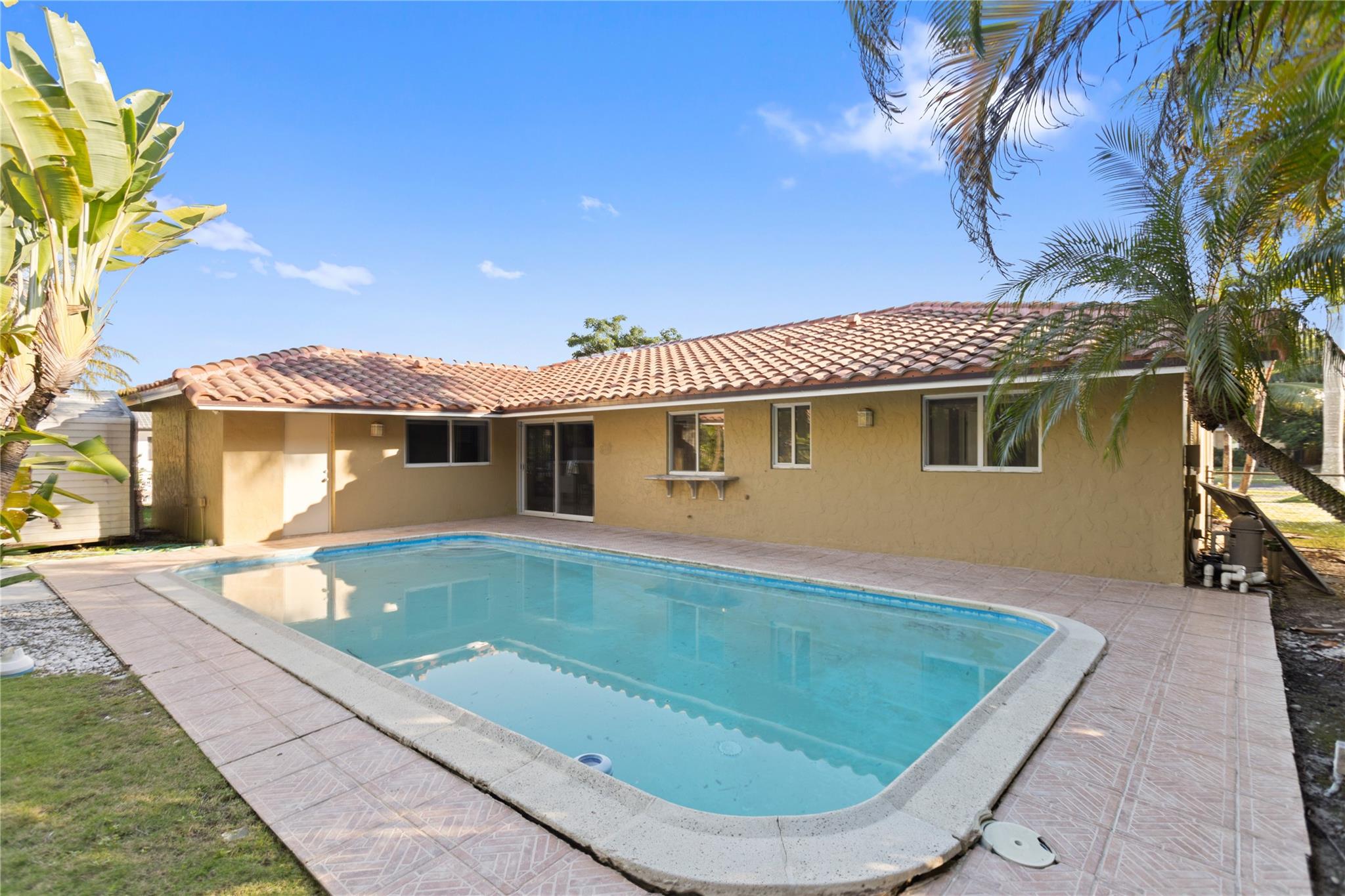 11305 NW 38th Street, Coral Springs, FL 33065