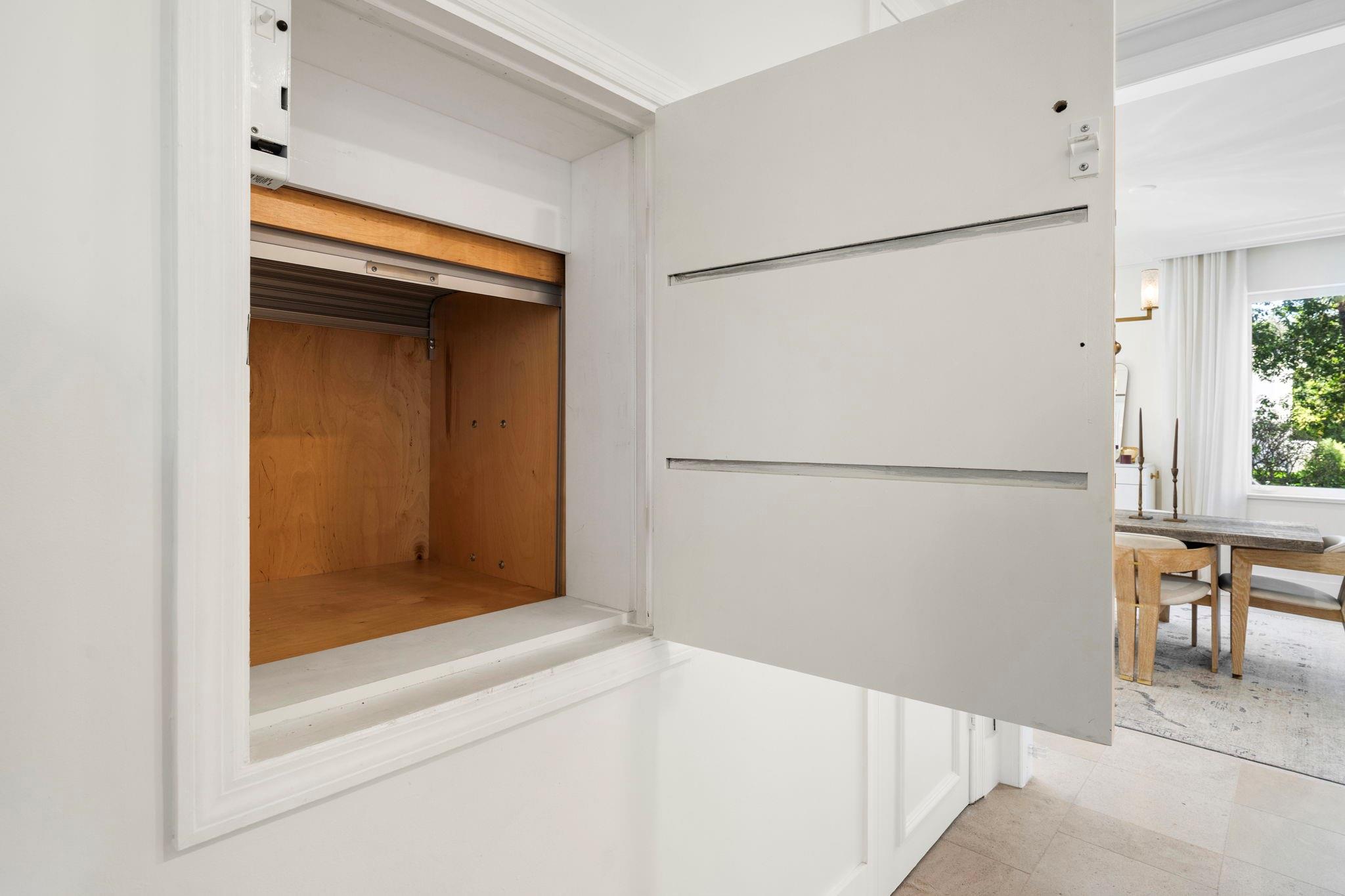 2765 Brickell Court, Miami, FL 33129