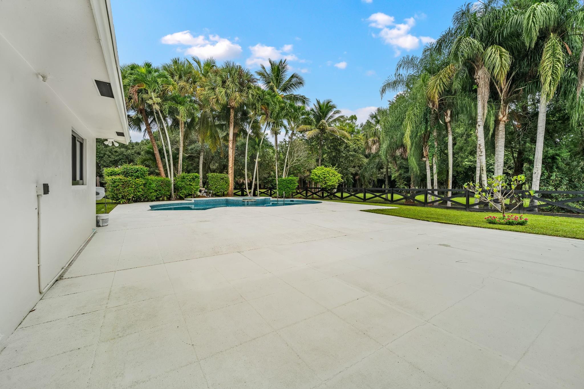 Photo for 3547 B Road, Loxahatchee Groves, FL 33470 - Listing #FX-10526166 3547 B Road, Loxahatchee Groves, FL 33470