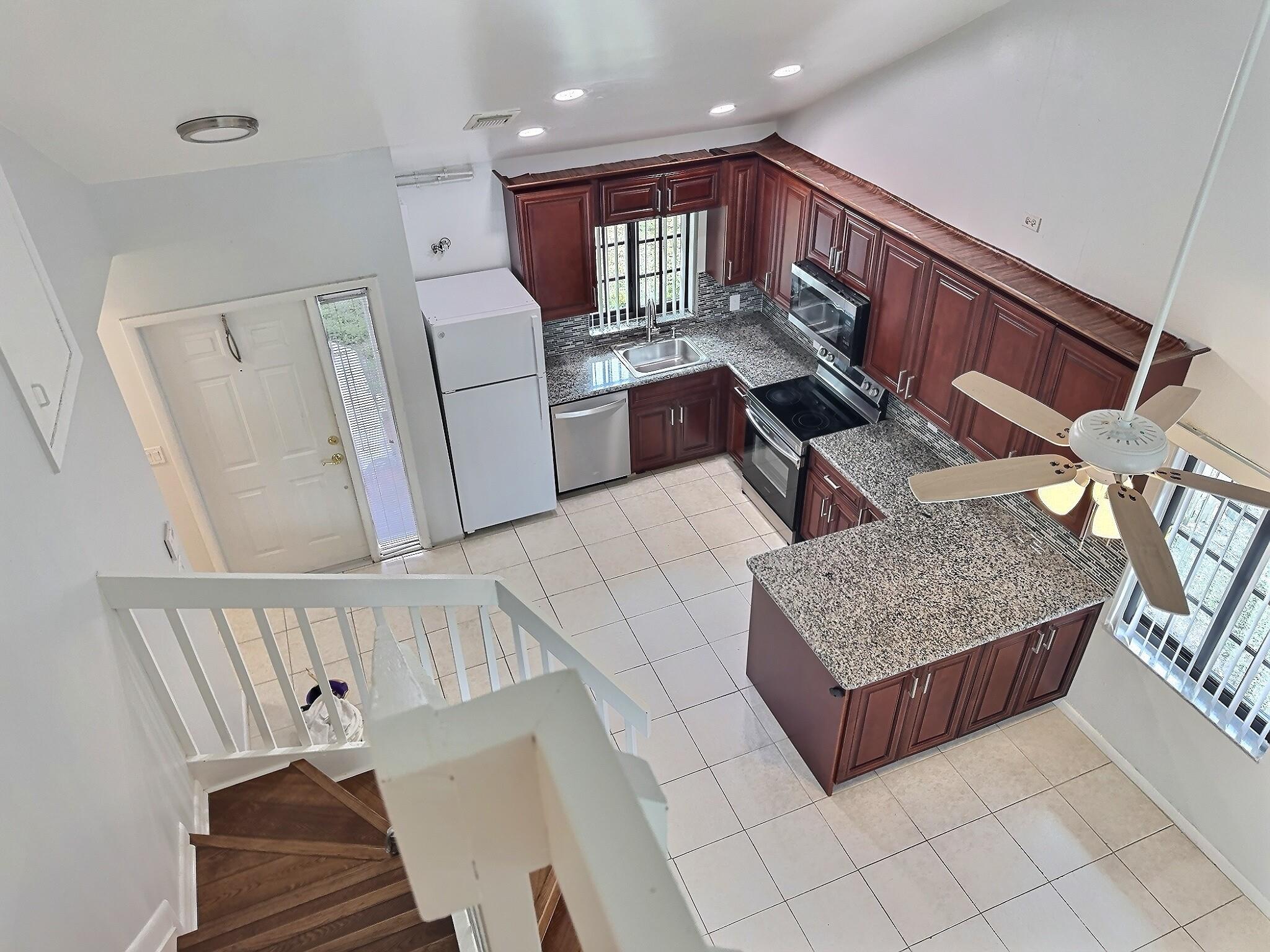 2652 Riverside Drive, Coral Springs, FL 33065