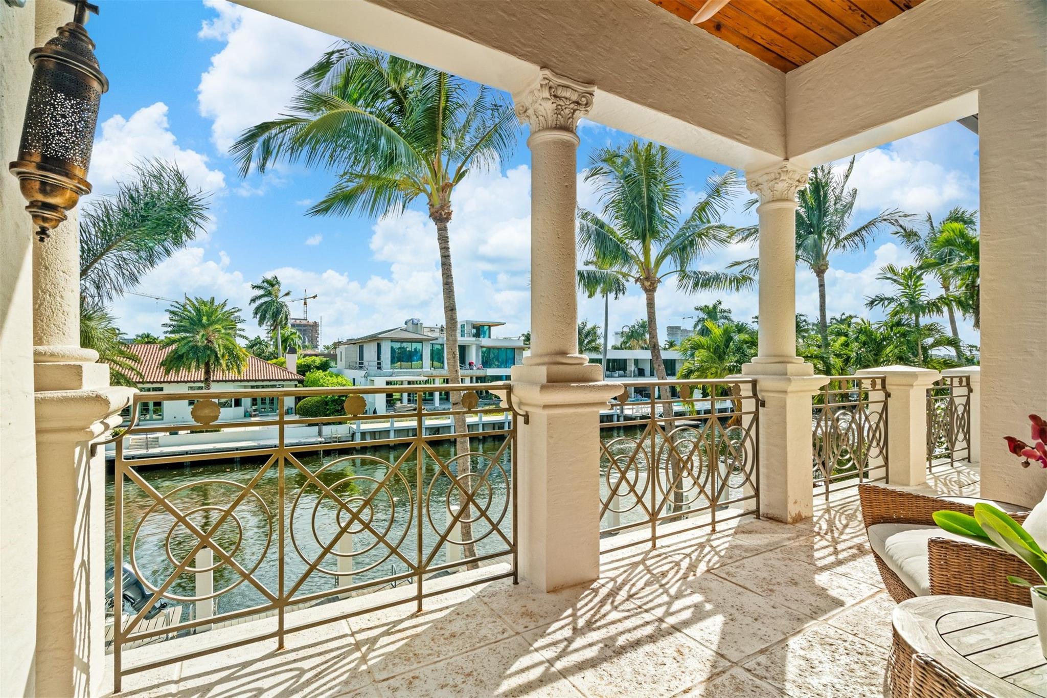 2530 Laguna Drive, Fort Lauderdale, FL 33316