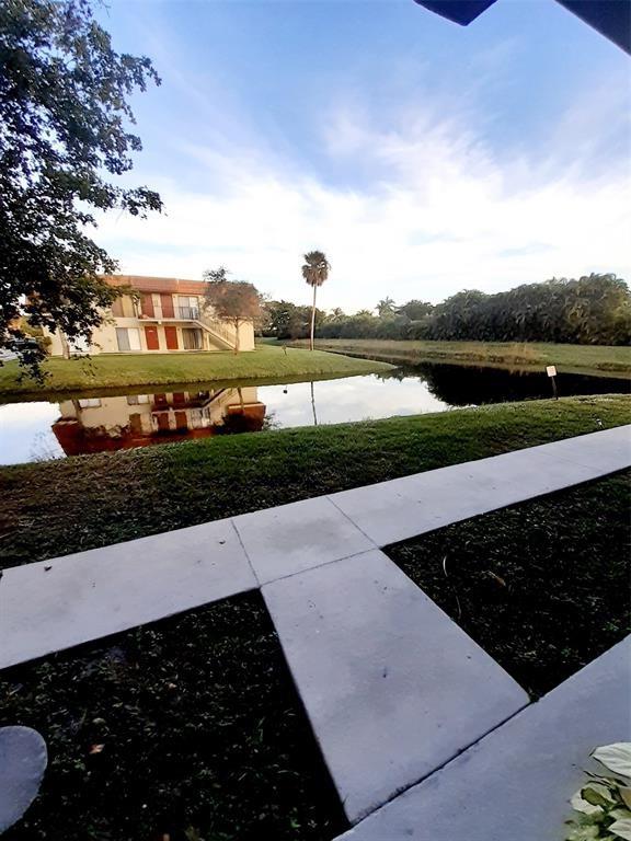 11374 Royal Palm Boulevard, Coral Springs, FL 33065