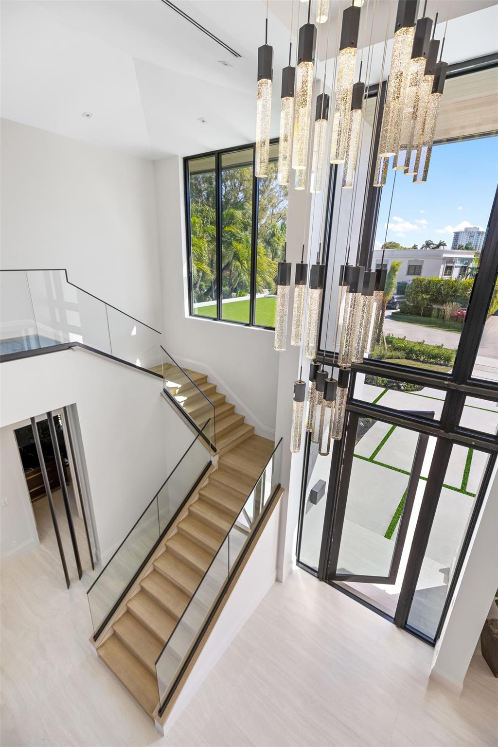 32 Seneca Road, Fort Lauderdale, FL 33308