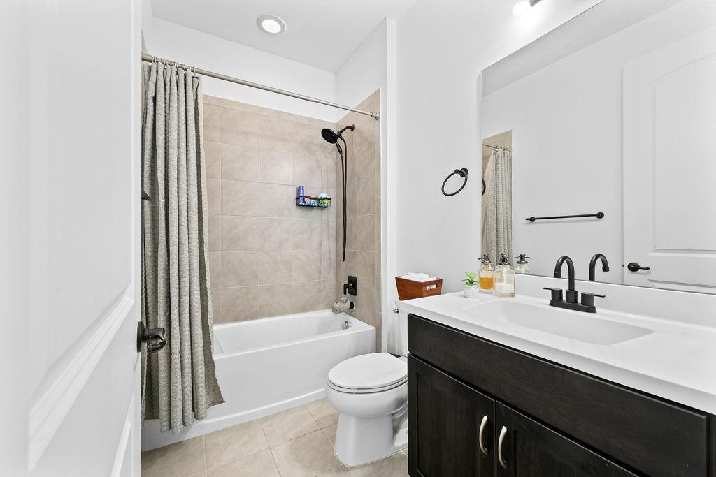 8560 NW 39 Court, Coral Springs, FL 33065