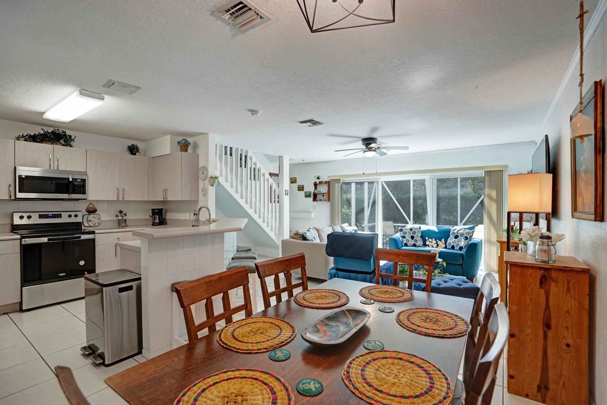 8964 NW 38th Drive 8964, Coral Springs, FL 33065