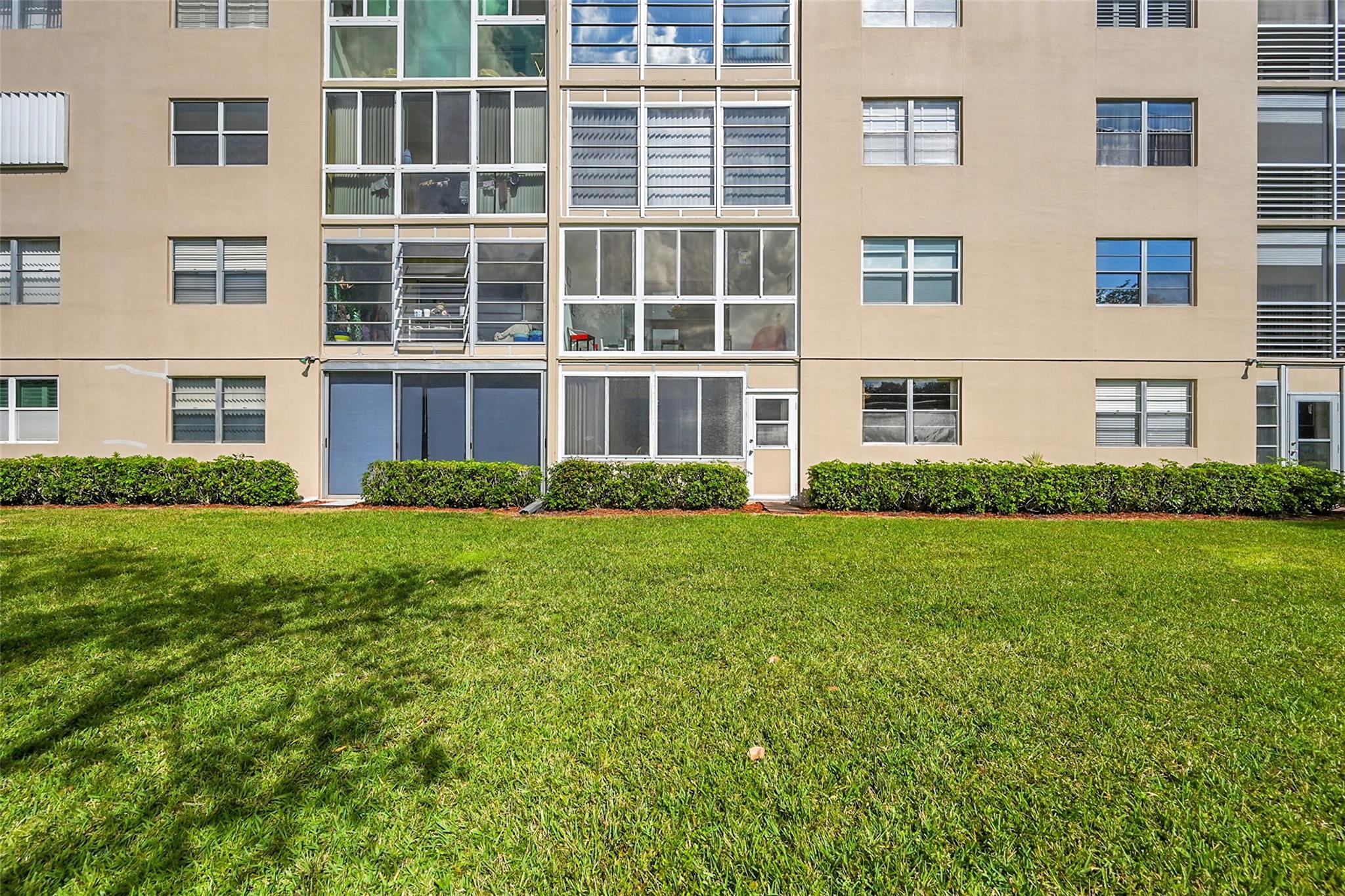 1702 Andros Isle E1, Coconut Creek, FL 33066