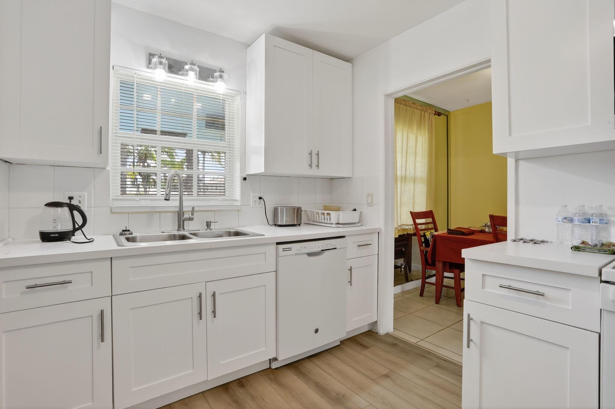 3504 NW 85th Avenue, Coral Springs, FL 33065