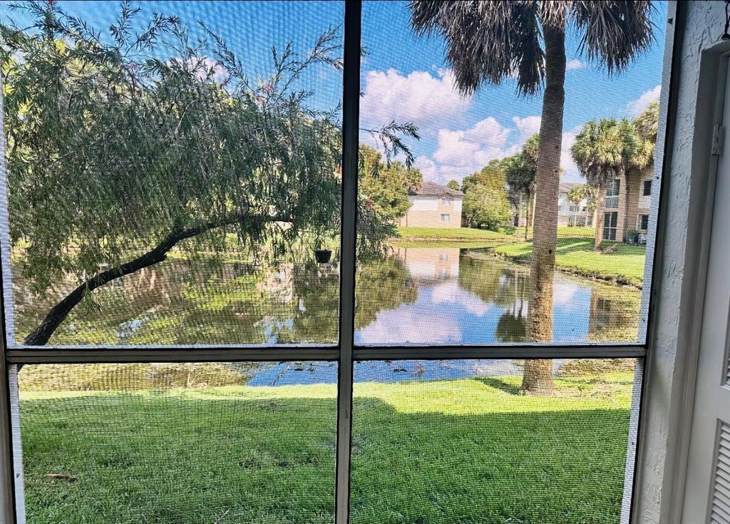 9955 Westview Drive 215, Coral Springs, FL 33076