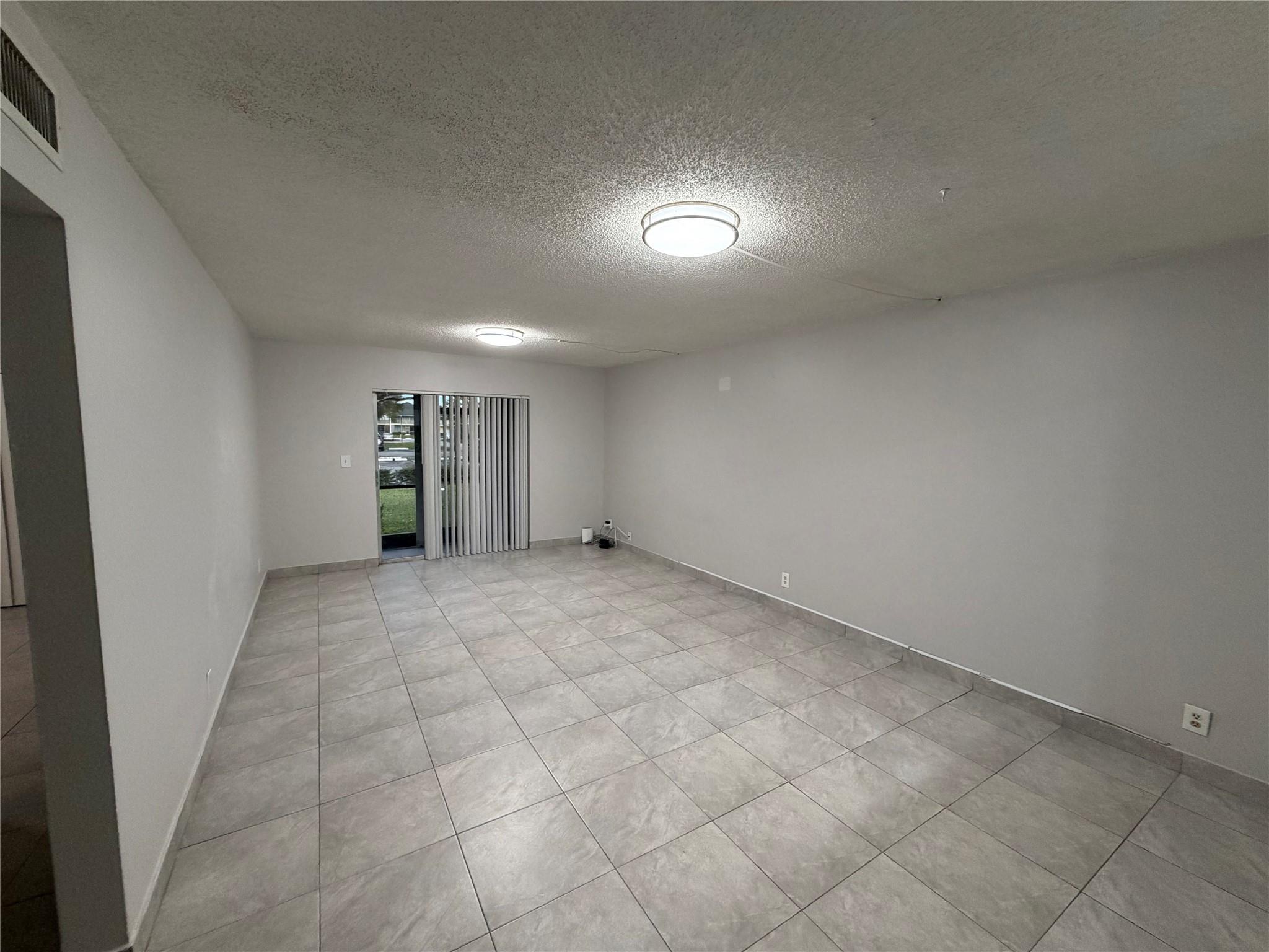 4138 NW 88th Avenue 107, Coral Springs, FL 33065