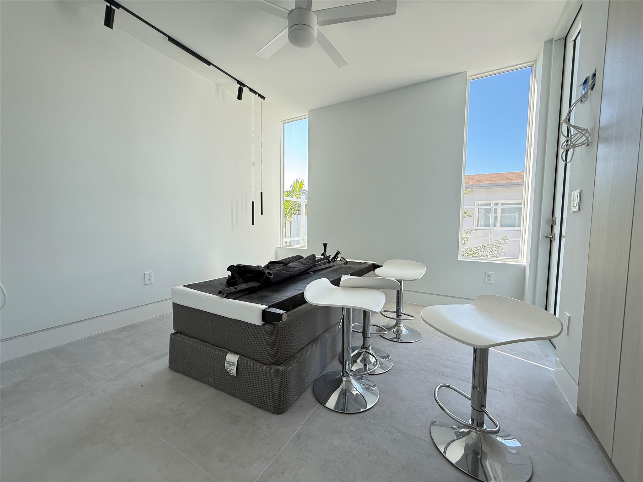 12245 SW 29th Terrace Adu, Miami, FL 33175