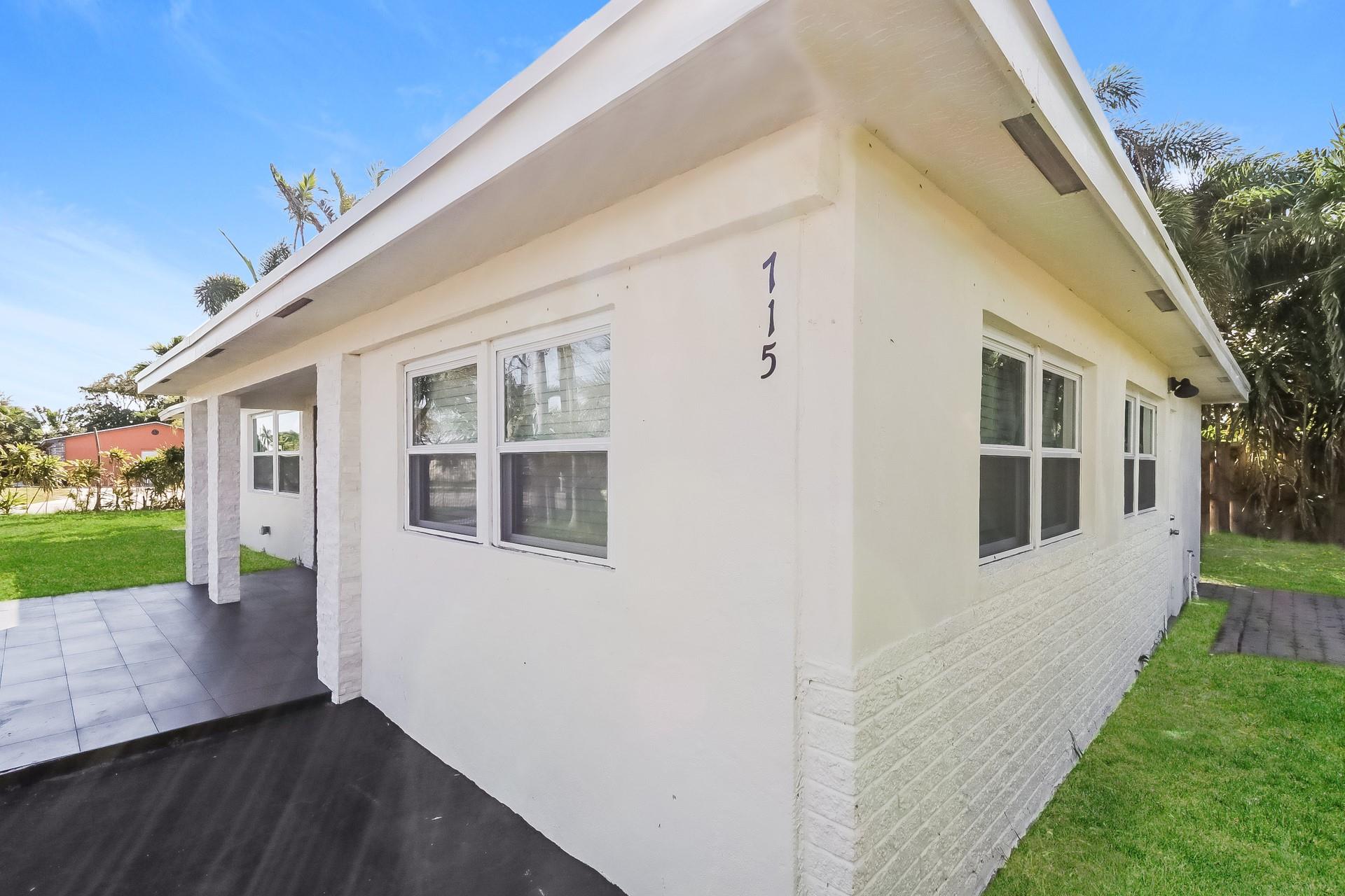Photo for 715 SW 2nd Street, Boynton Beach, FL 33435 - Listing #FX-10501004 715 SW 2nd Street, Boynton Beach, FL 33435