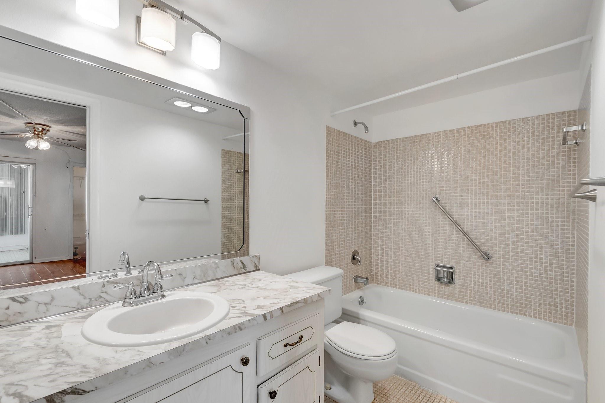 Photo for 267 Wellington J, 267, West Palm Beach, FL 33417 - Listing #FX-10503040 267 Wellington J, 267, West Palm Beach, FL 33417