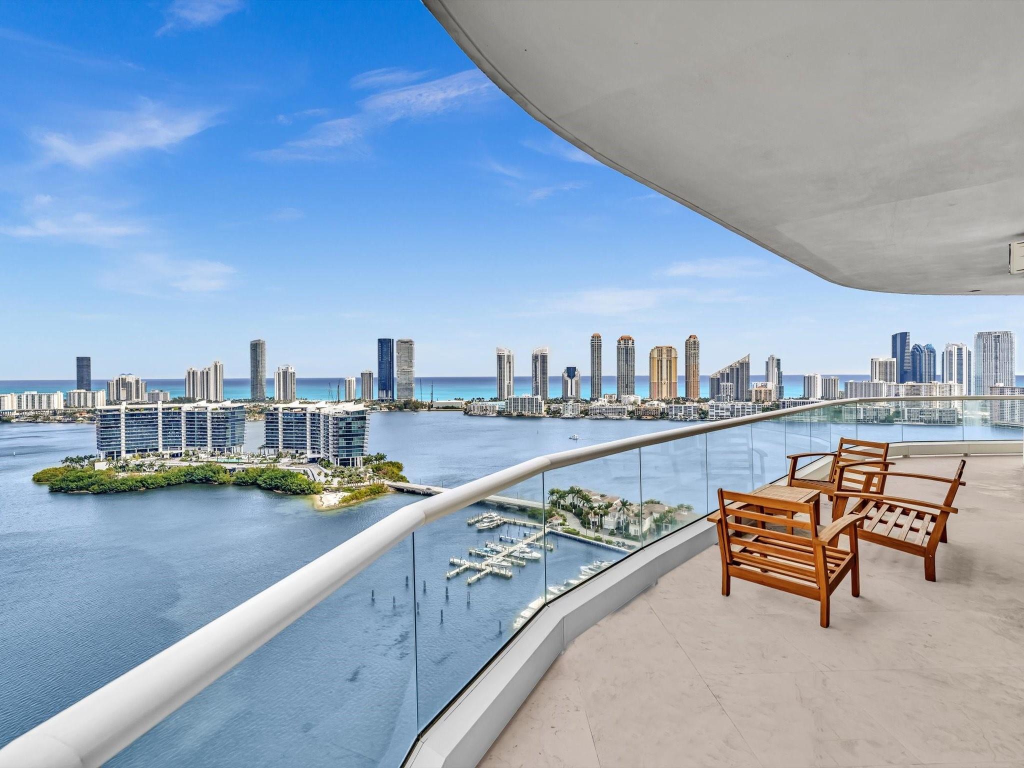 Photo for 7000 Island Boulevard, PH-06, Aventura, FL 33160 - Listing #FX-10485517 7000 Island Boulevard, PH-06, Aventura, FL 33160