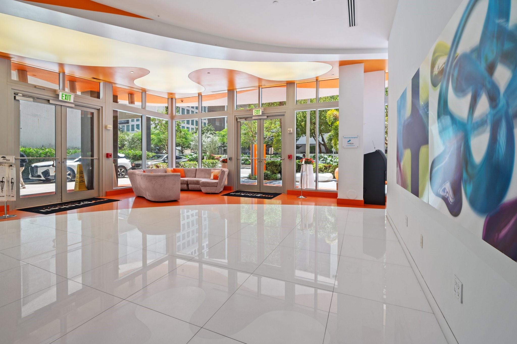 31 SE 6th Street 2002, Miami, FL 33131