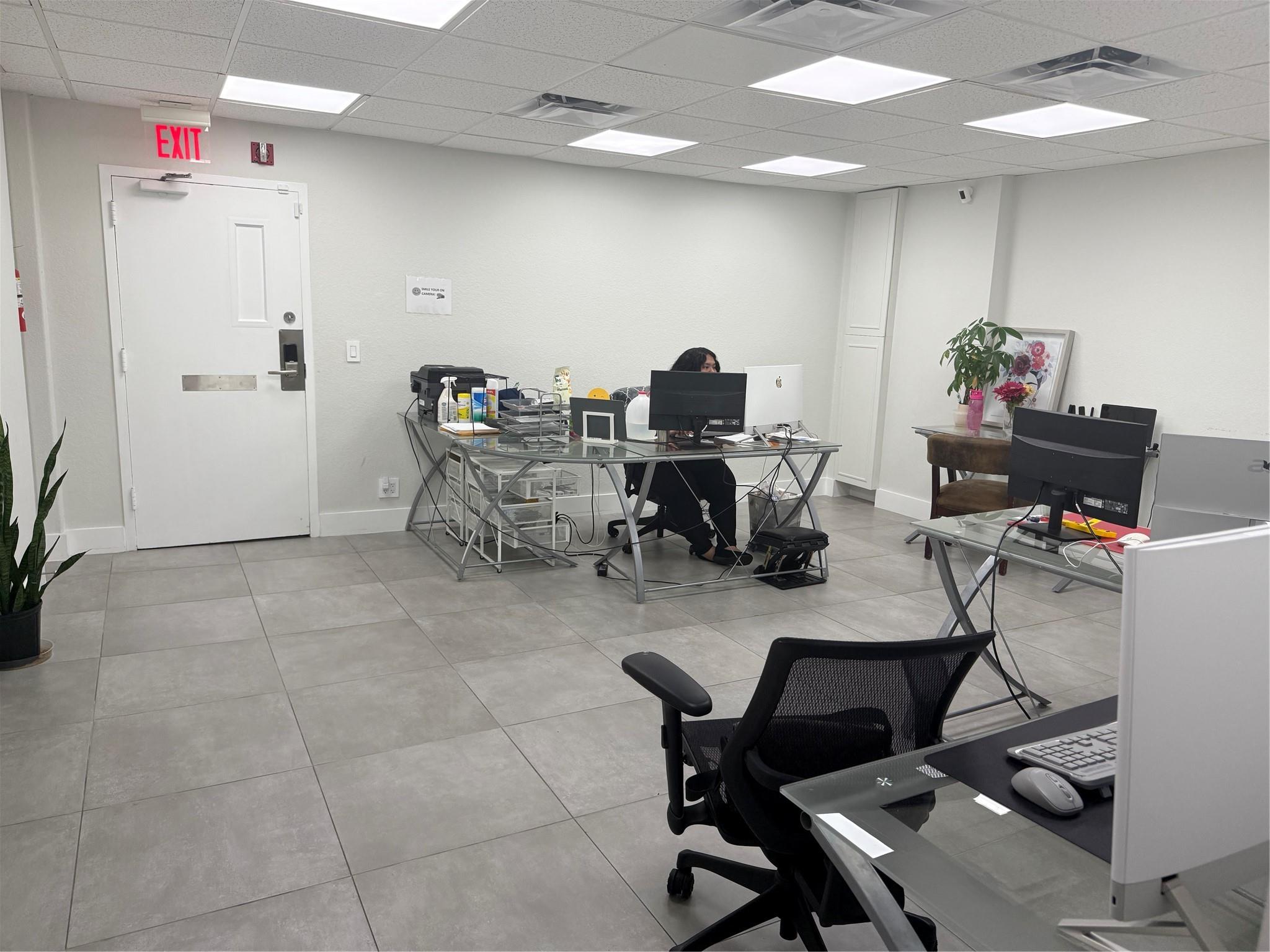 Photo for 3015 N Ocean Boulevard, C106, Fort Lauderdale, FL 33308 - listing #FX-10528747 3015 N Ocean Boulevard, C106, Fort Lauderdale, FL 33308