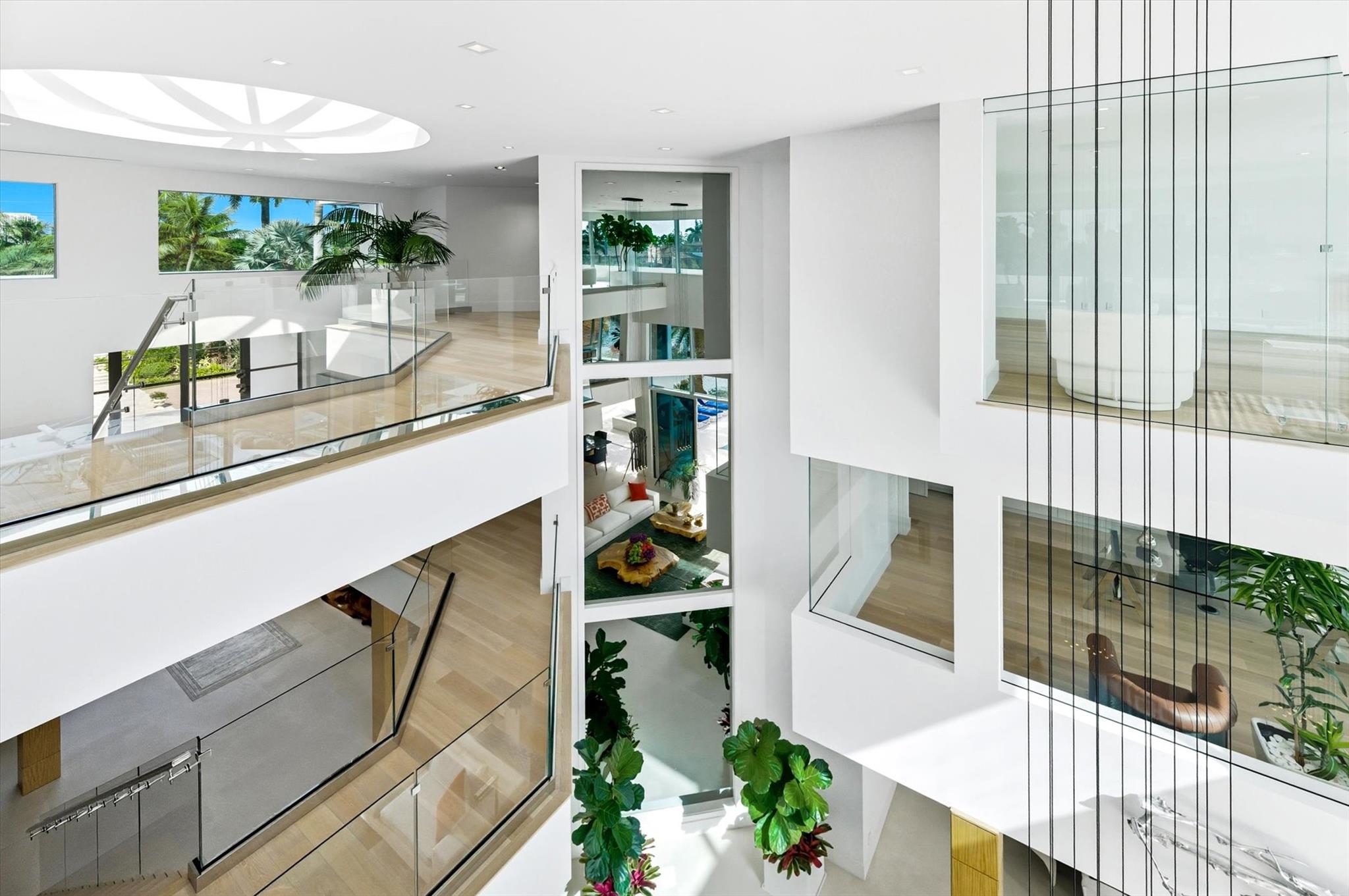 14 N Isla Bahia Drive, Fort Lauderdale, FL 33316