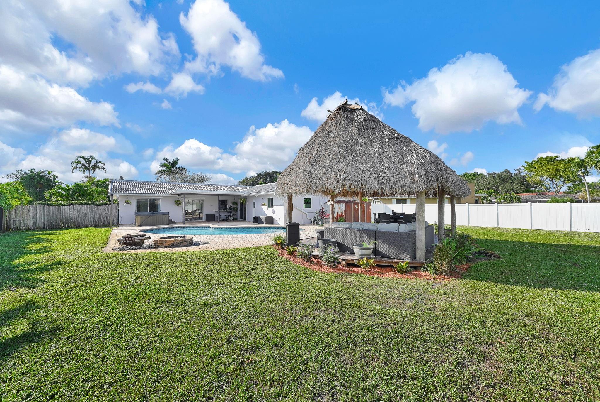 9921 NW 38th Street, Coral Springs, FL 33065