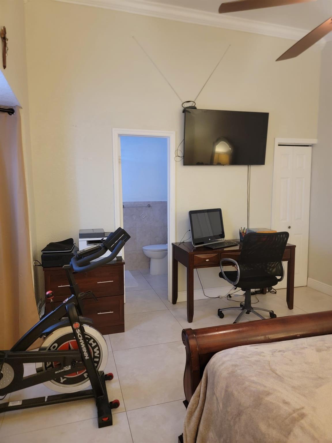 11821 SW 18th Street 2-23, Miami, FL 33175