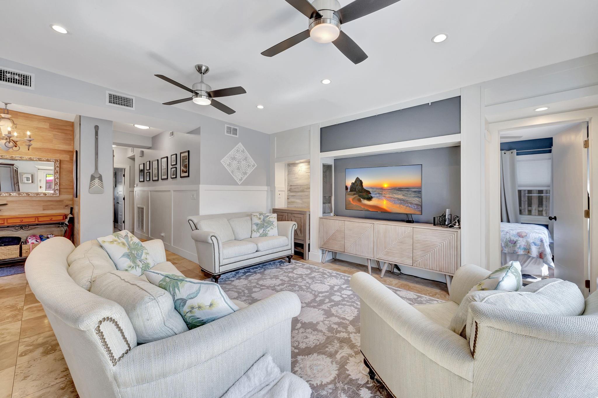 Photo for 1163 NE 3rd Avenue, Boca Raton, FL 33432 - Listing #FX-10500971 1163 NE 3rd Avenue, Boca Raton, FL 33432