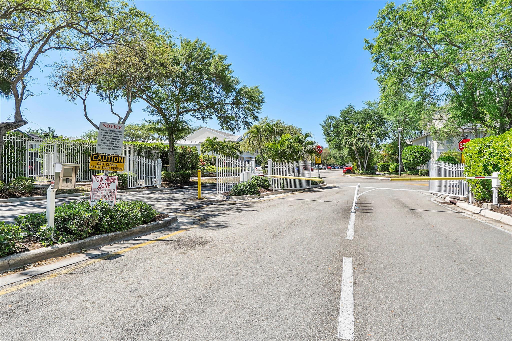 9914 NW 56th Place, Coral Springs, FL 33076