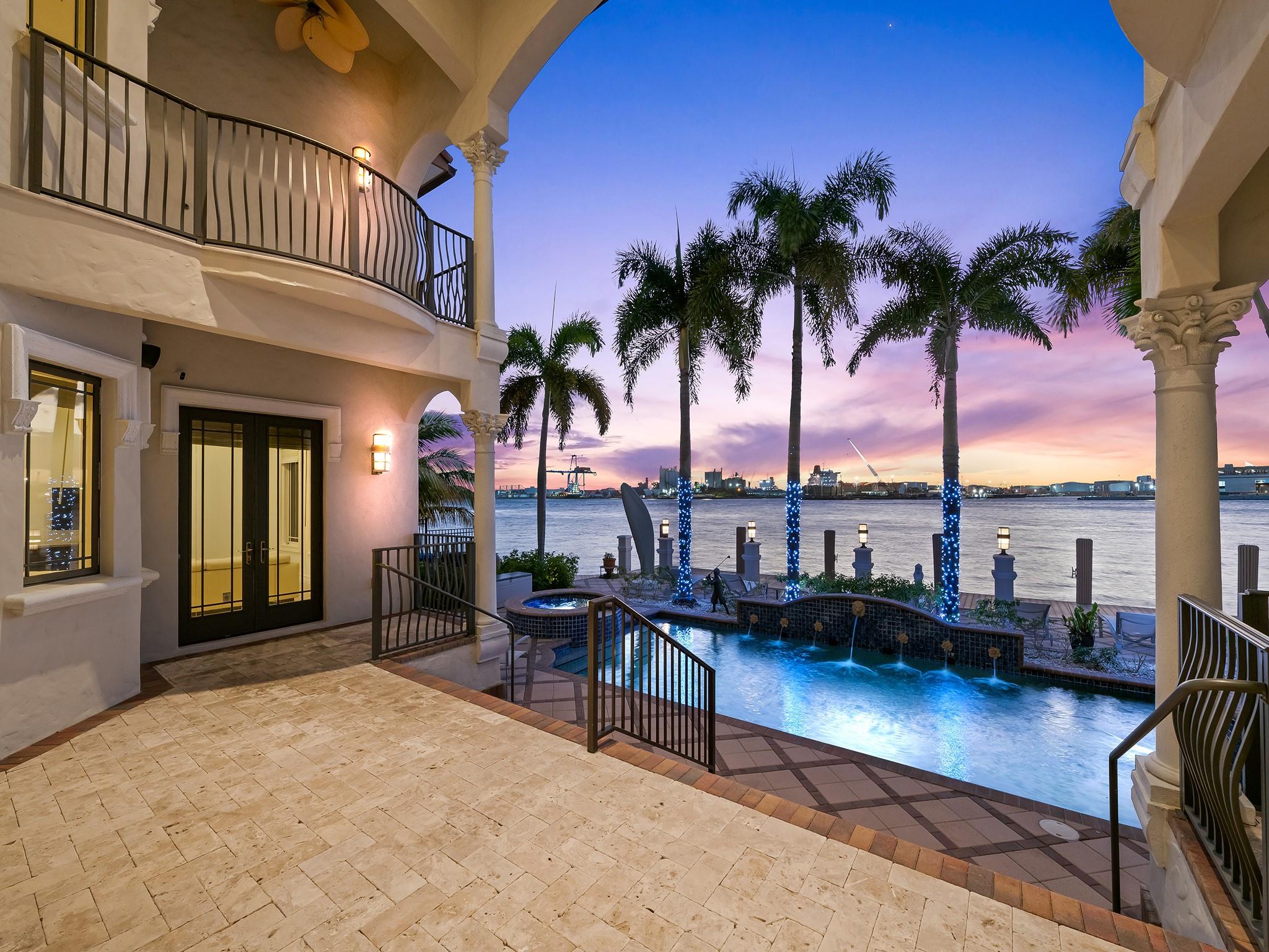 1965 SE 21st Avenue, Fort Lauderdale, FL 33316