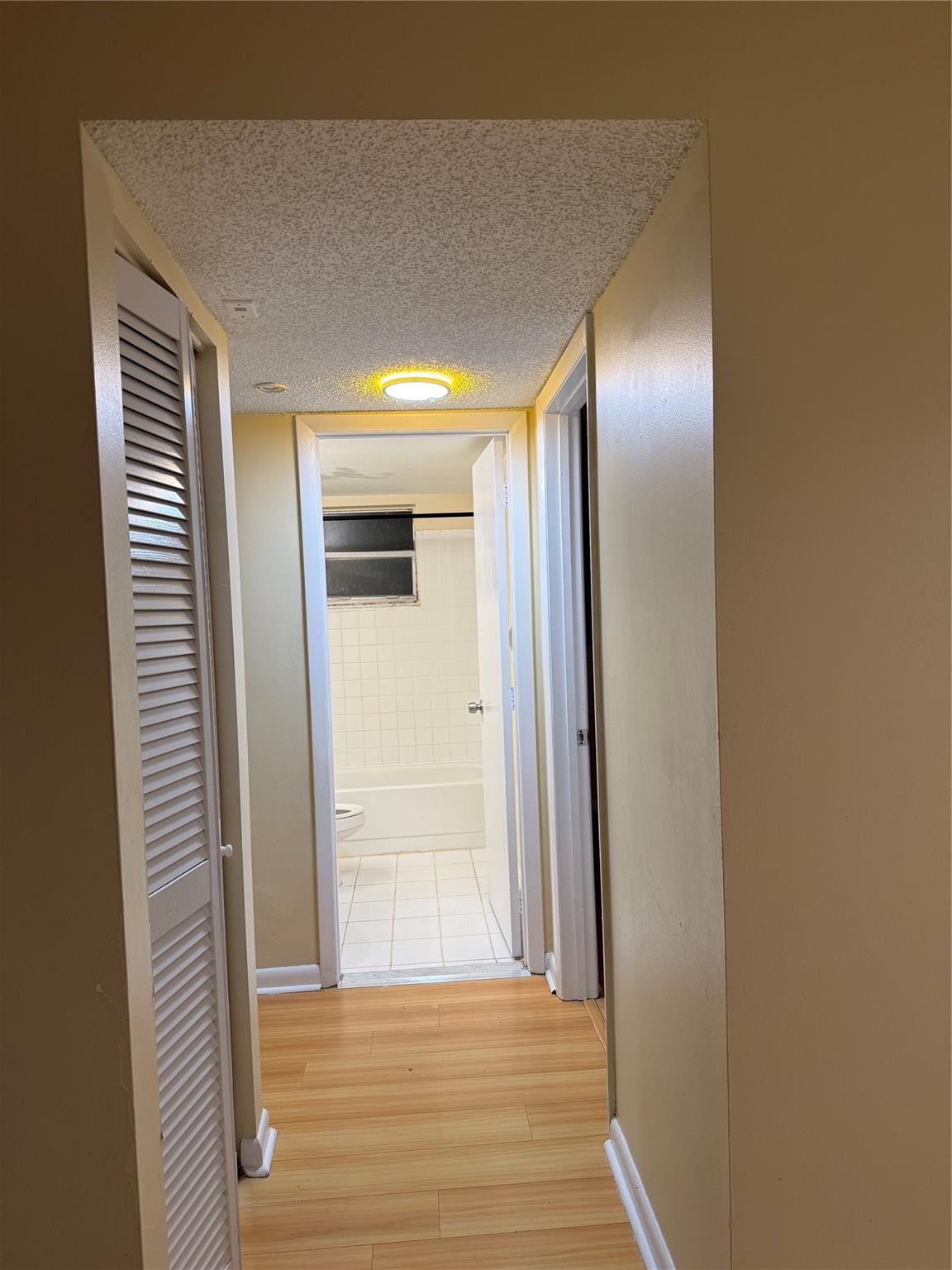 4273 NW 89th Avenue, Coral Springs, FL 33065