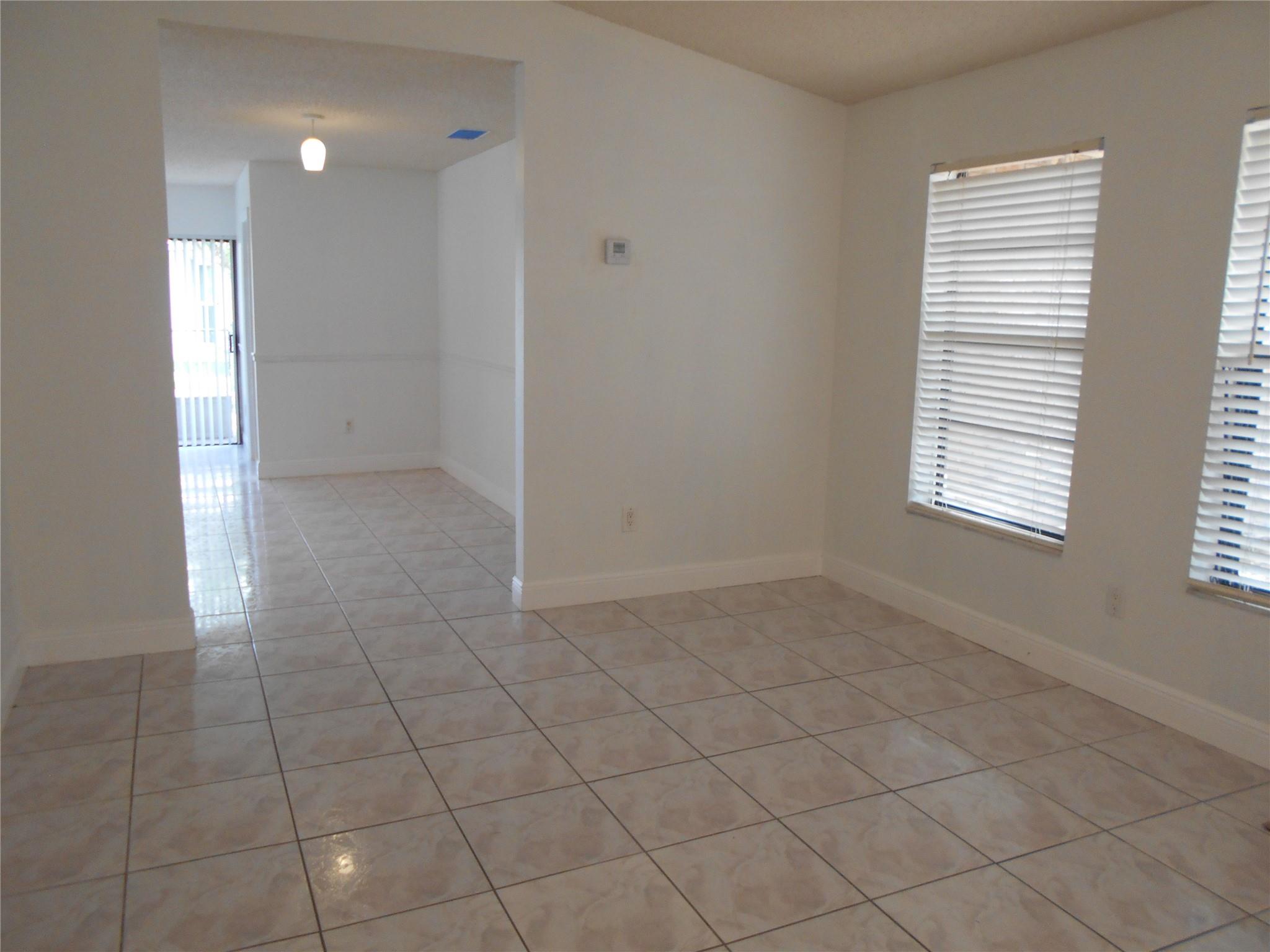 3980 NW 114th Avenue, Coral Springs, FL 33065