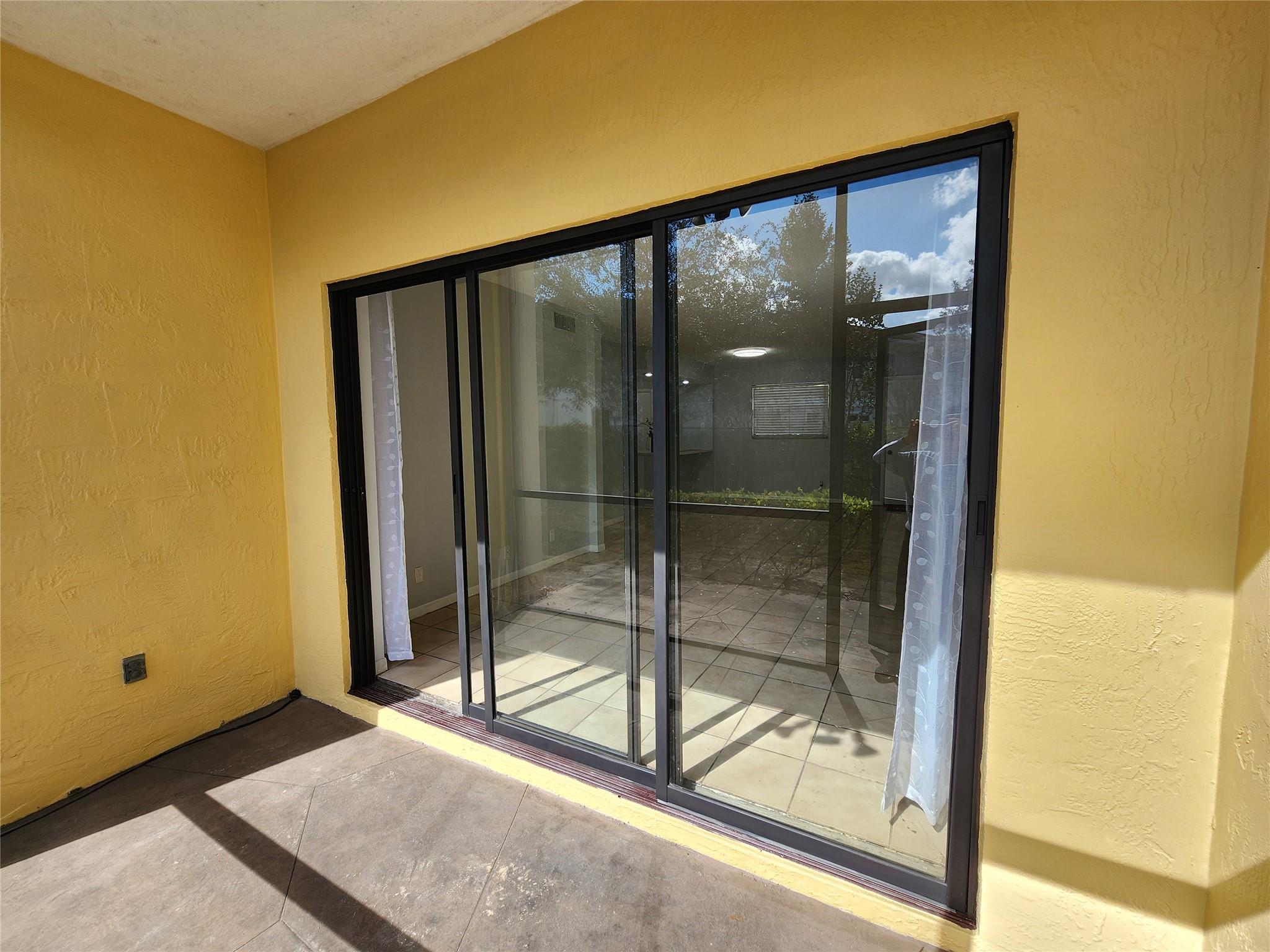 9150 NW 38th Drive 106, Coral Springs, FL 33065