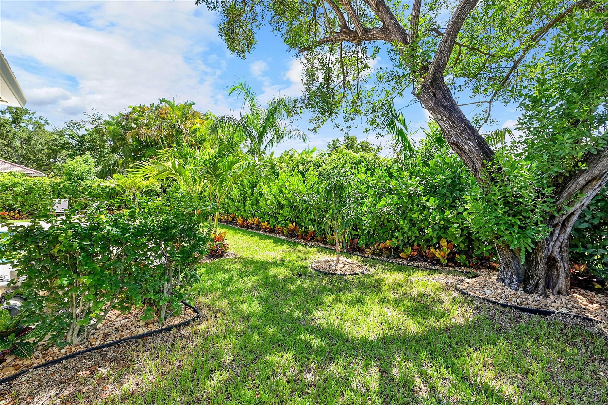 4910 NW 104th Avenue, Coral Springs, FL 33076