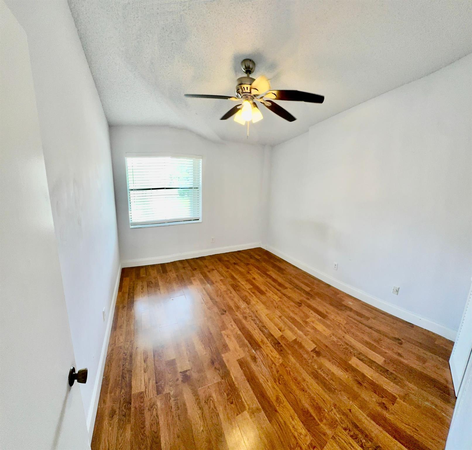 9657 N Riverside Drive 5H, Coral Springs, FL 33071