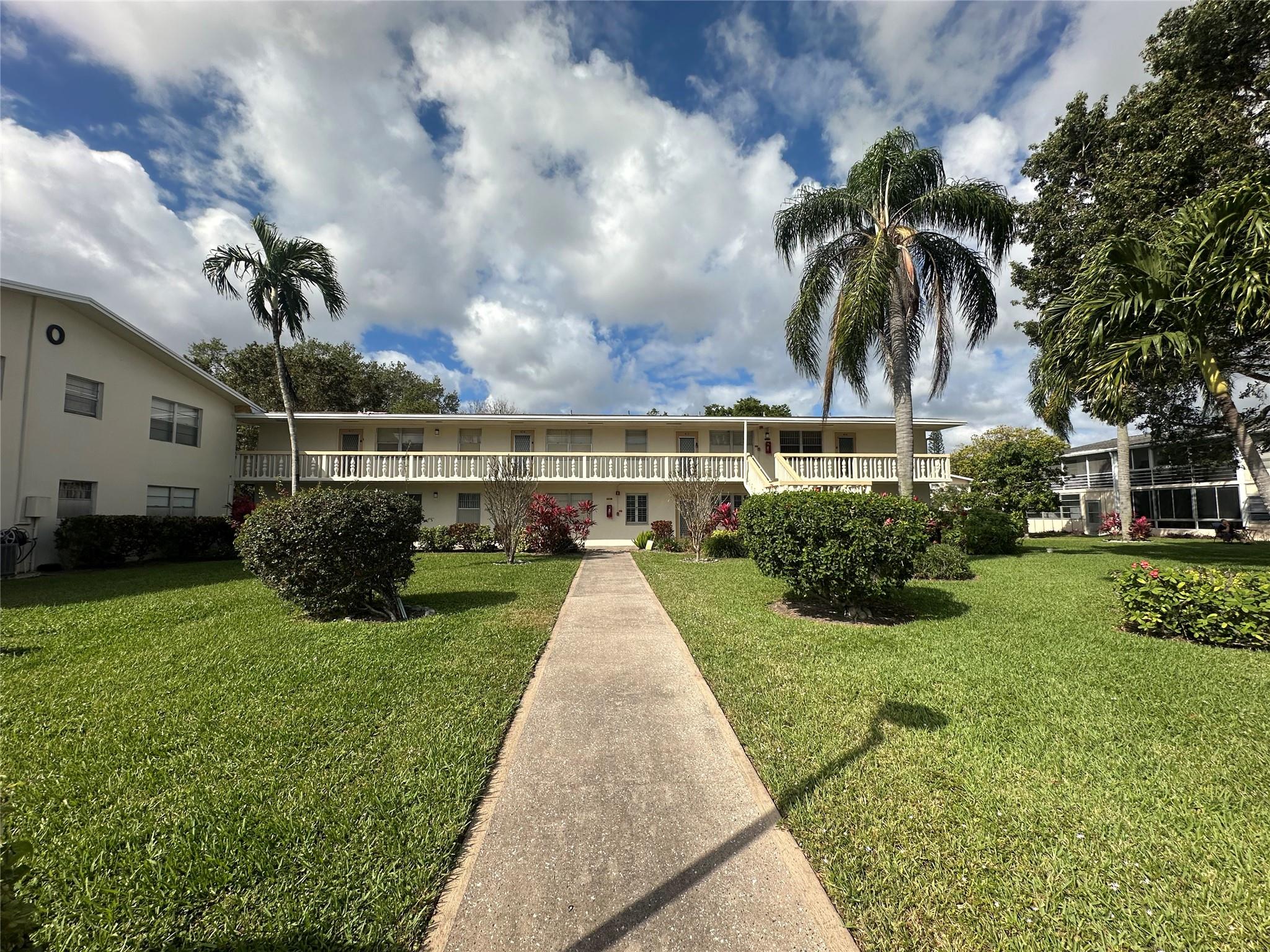 Photo for 455 Durham O, 455, Deerfield Beach, FL 33442 - listing #FX-10535320 455 Durham O, 455, Deerfield Beach, FL 33442