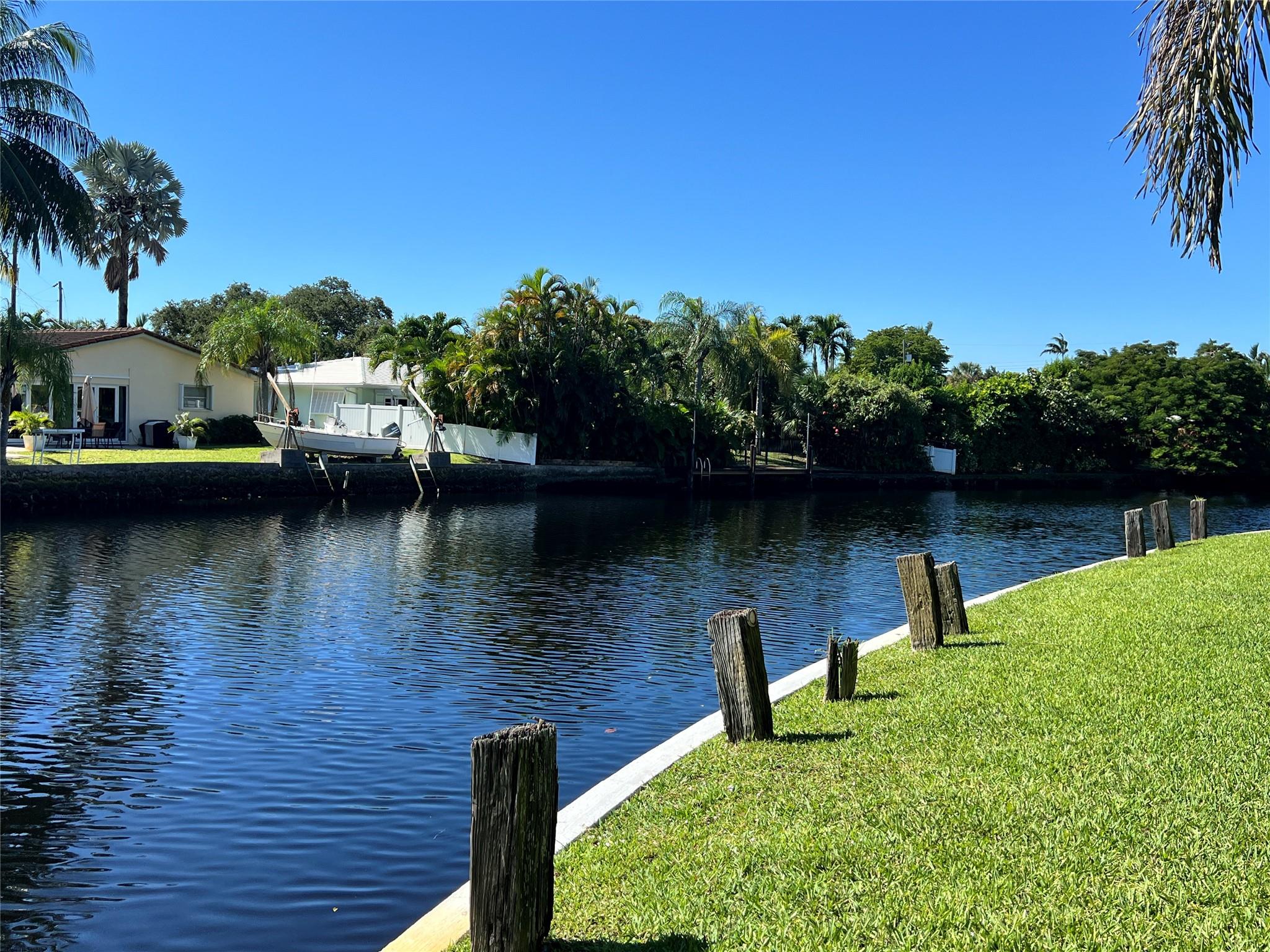 Photo for 3004 NE 5th Terrace, 201C, Wilton Manors, FL 33334 - listing #FX-10533880 3004 NE 5th Terrace, 201C, Wilton Manors, FL 33334