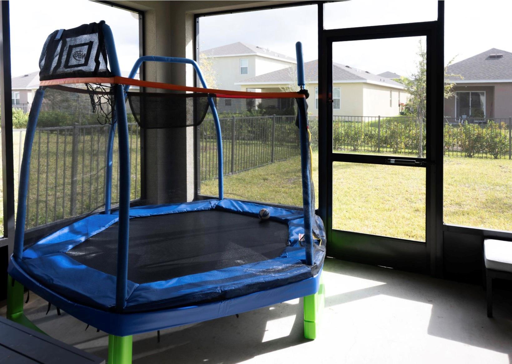 Large enough for a trampoline%!