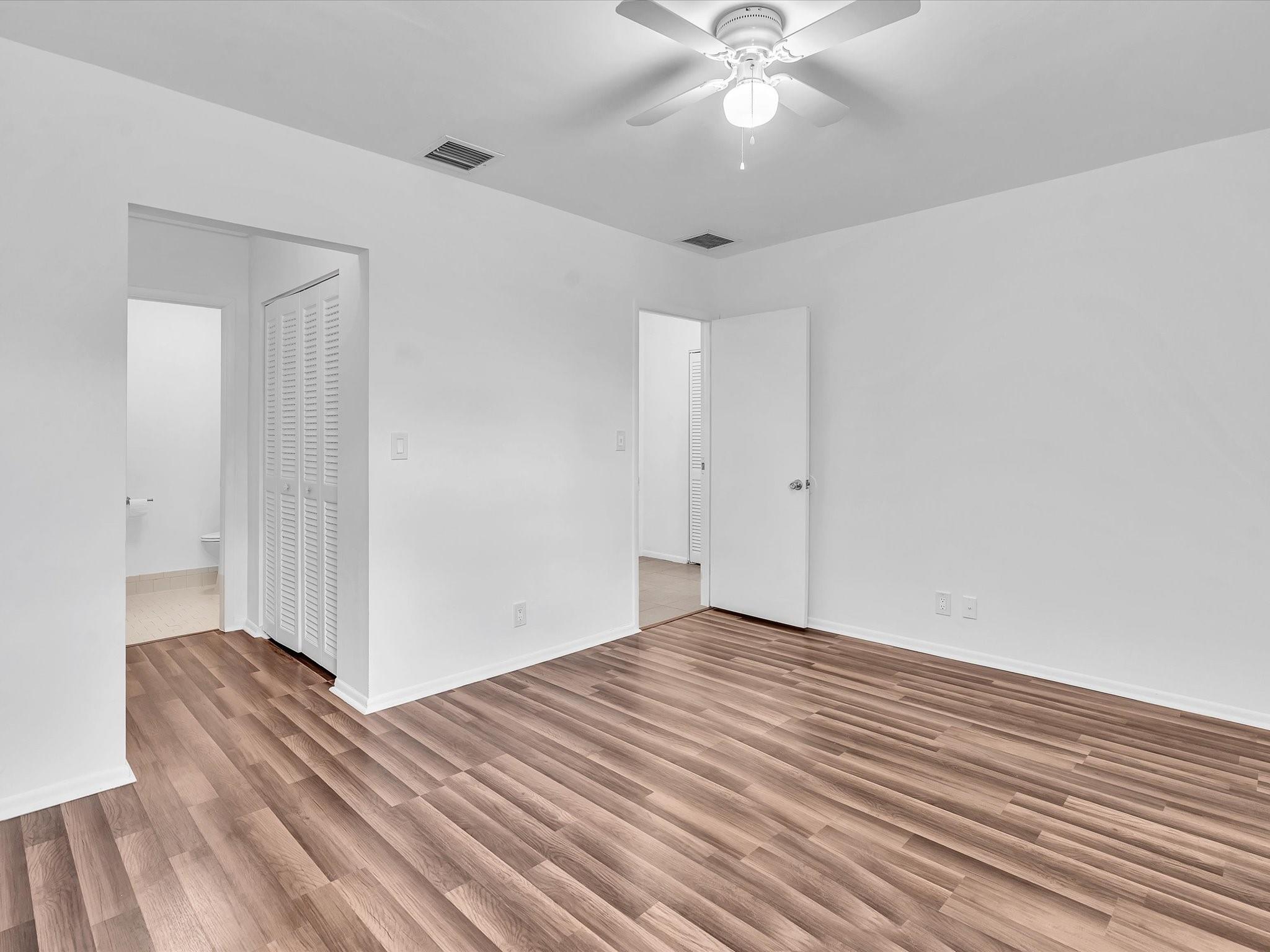 8911 NW 28th Drive E, Coral Springs, FL 33065