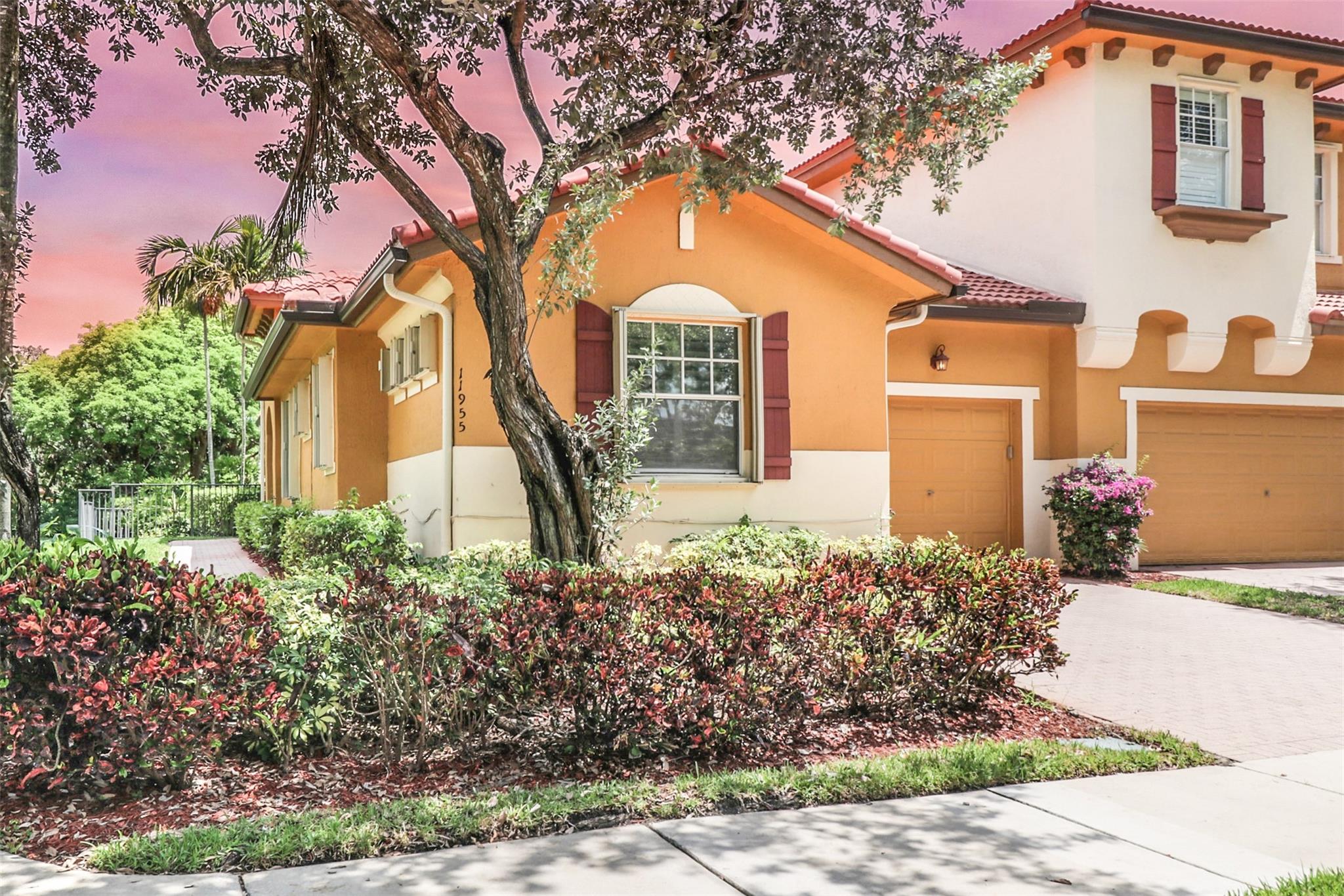 11955 NW 57th Mnr, Coral Springs, FL 33076