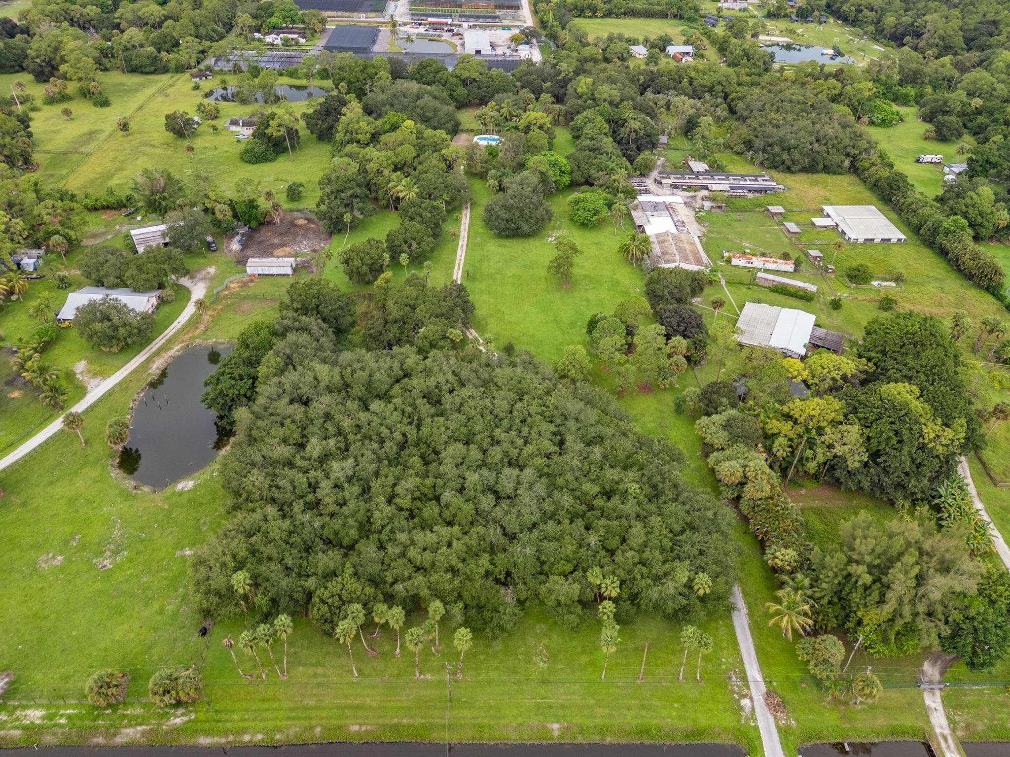 Photo for 3547 B Road, Loxahatchee Groves, FL 33470 - Listing #FX-10526166 3547 B Road, Loxahatchee Groves, FL 33470