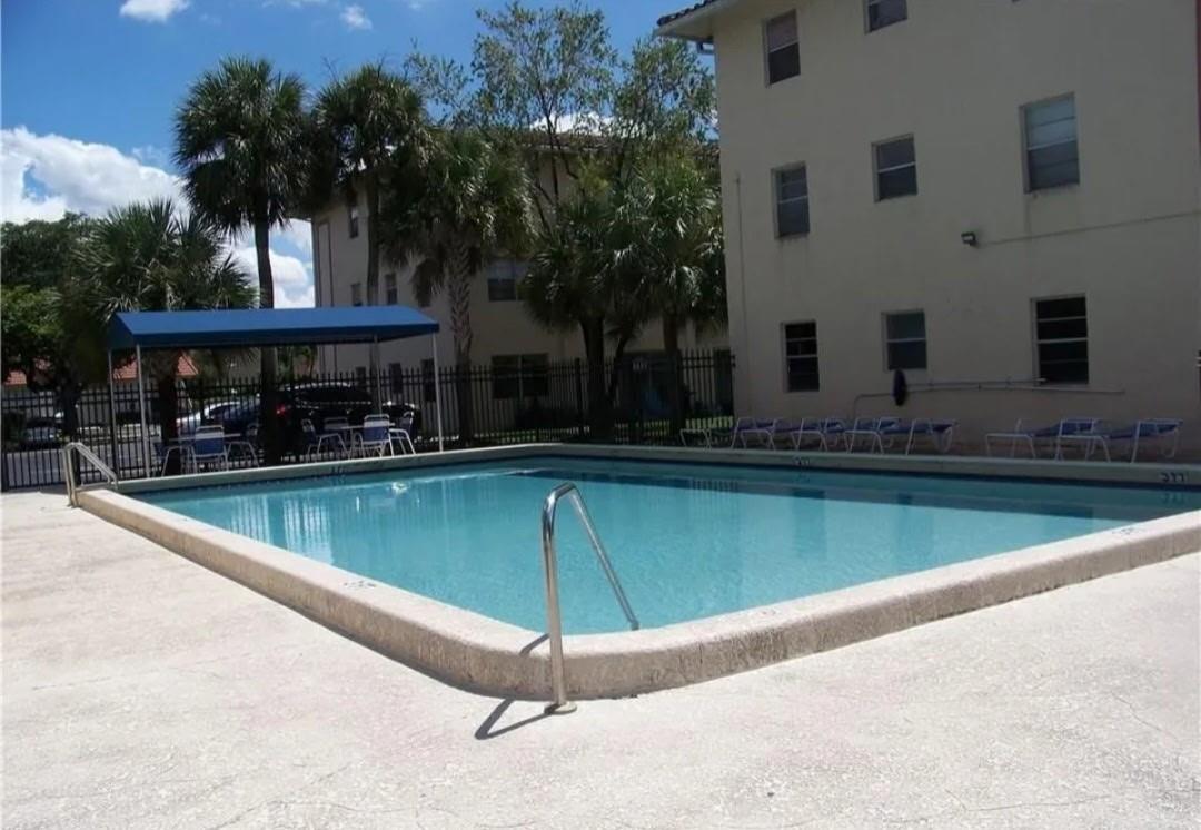 3218 NW 103rd Terrace 202B, Coral Springs, FL 33065