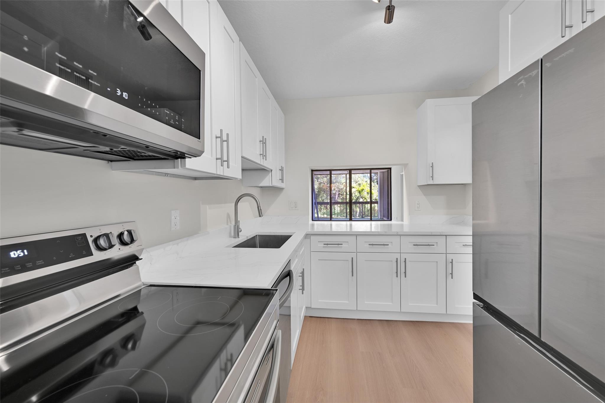 8411 Forest Hills Drive 206, Coral Springs, FL 33065